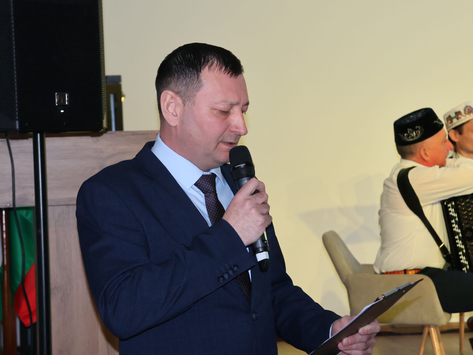 Актанышта социаль өлкәдә эшләүче хатын-кызларыбызны 8 Март бәйрәме белән котладылар