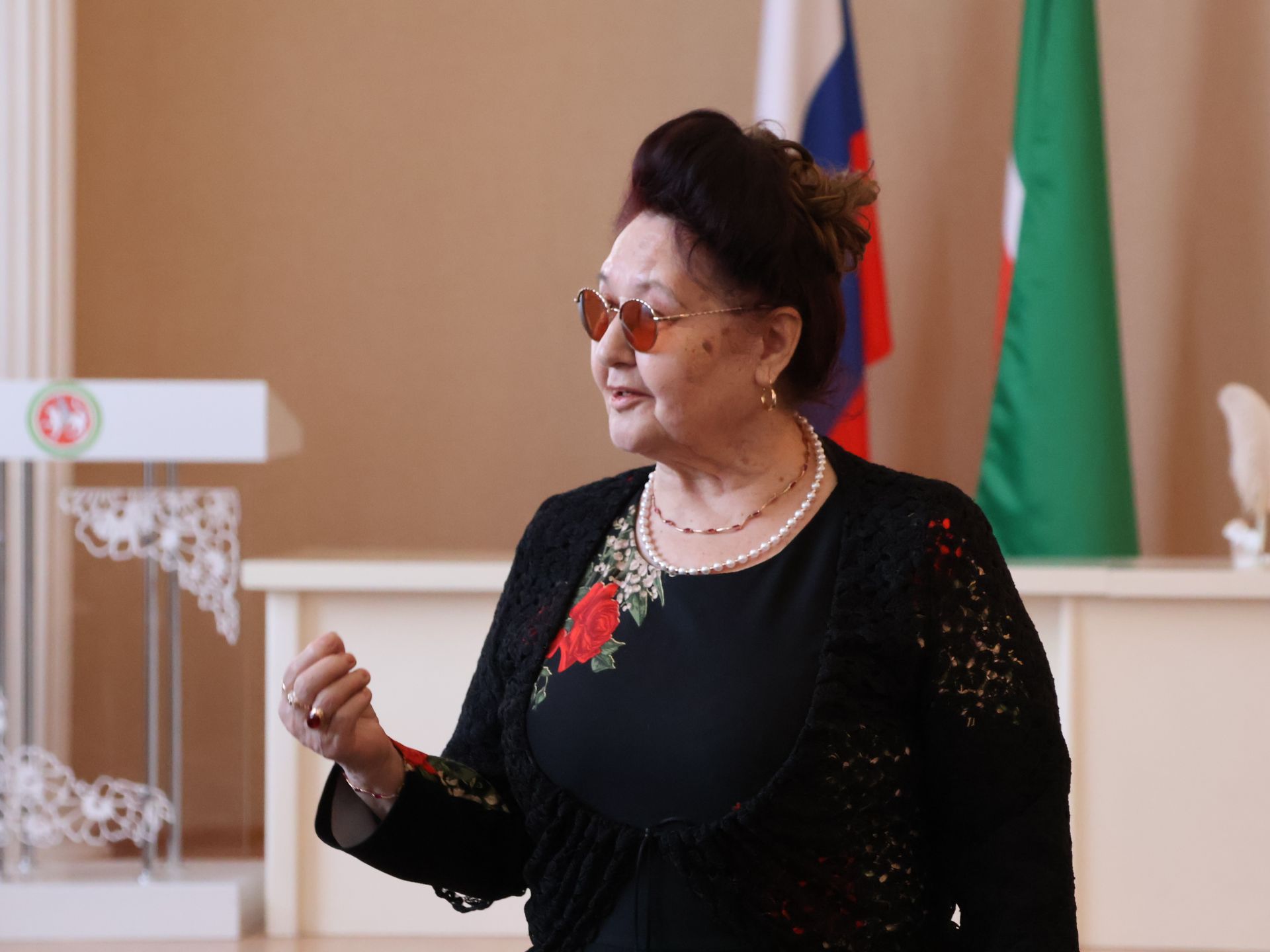 «Гаилә мәктәбе» дәресендә укучылар МХО ветераны Илнар Нәбиуллинны хөрмәтләде