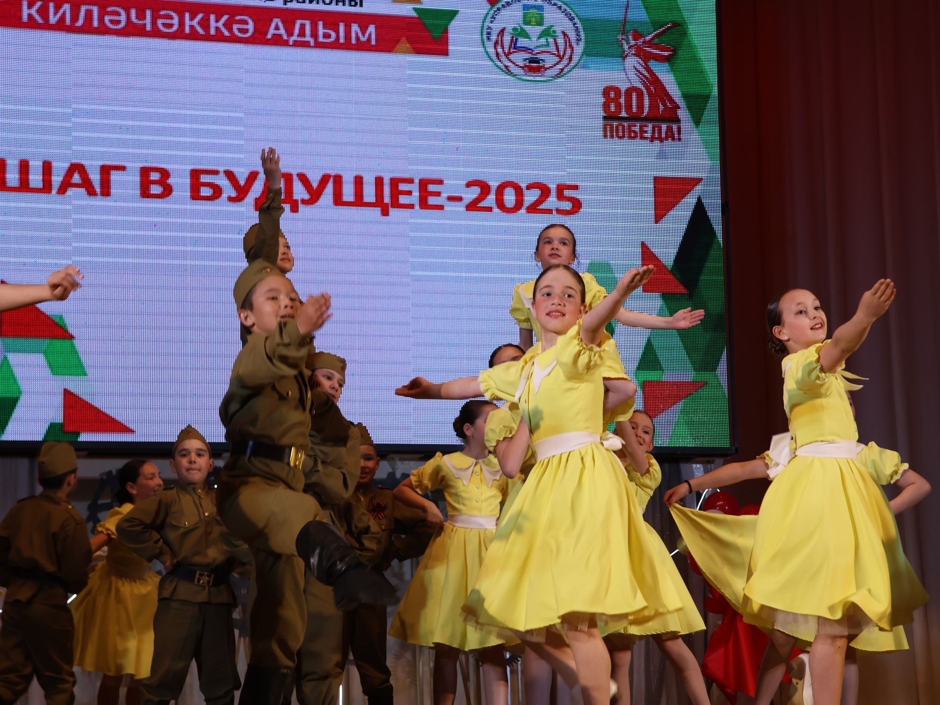 «Киләчәккә адым – 2025»: иҗат, осталык һәм тарихи хәтерне берләштергән фестиваль