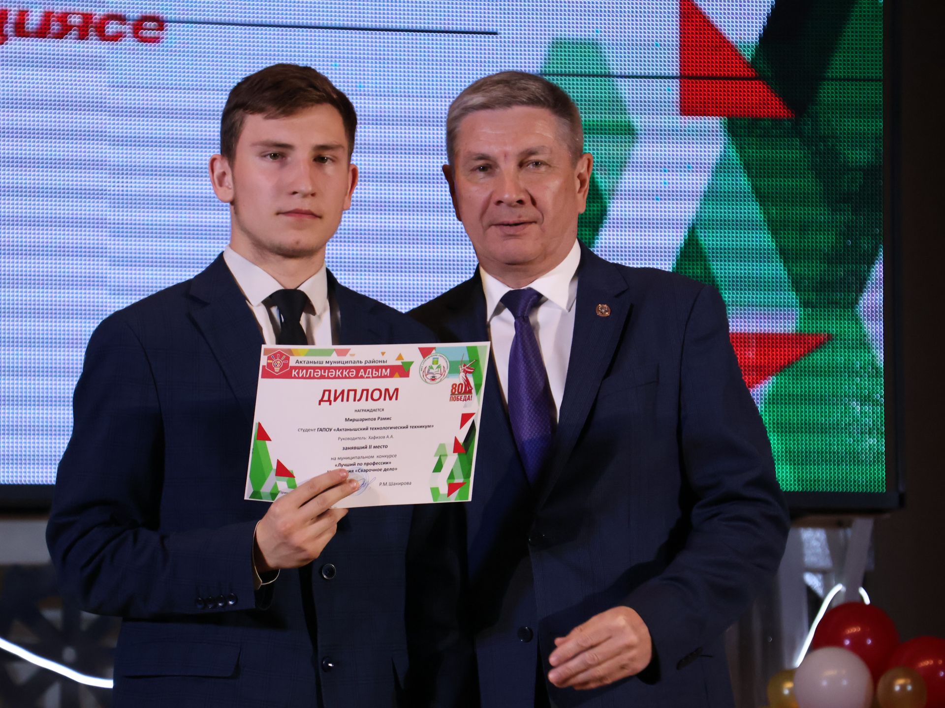 «Киләчәккә адым – 2025»: иҗат, осталык һәм тарихи хәтерне берләштергән фестиваль
