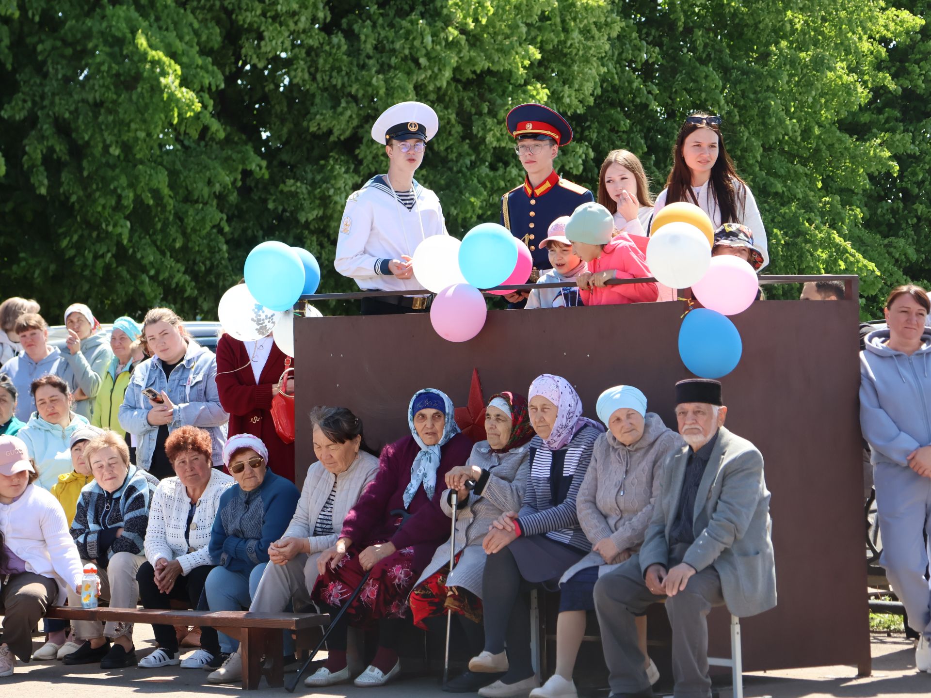 Безнең кайнар репортаж: Актаныш районы кадет мәктәбендә соңгы кыңгырау чыңлады
