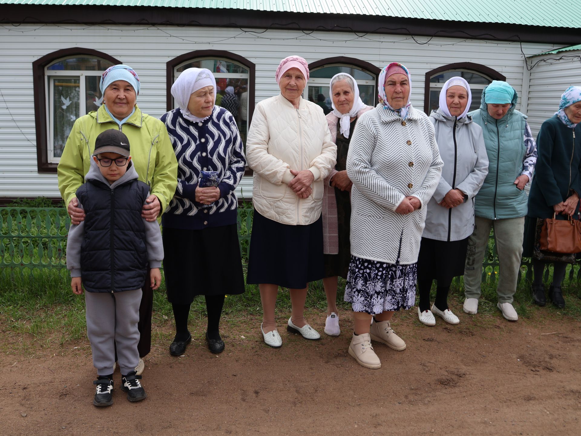 Бүген Такталачык халкы Бөек Җиңү алып килгән 400 батырын искә алды