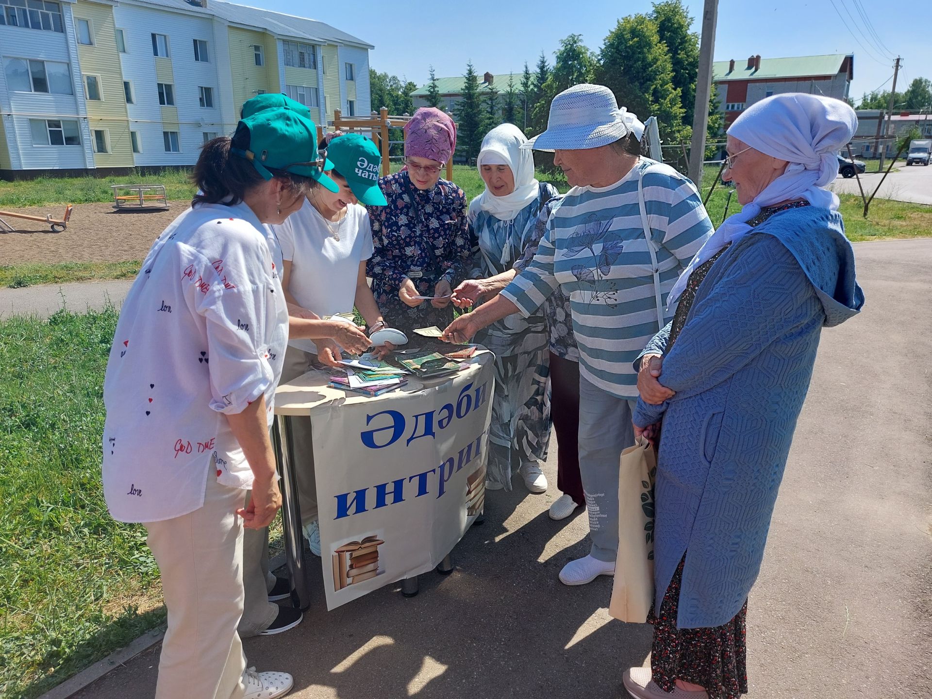 КнижныйFest-арт-литературная ярмарка