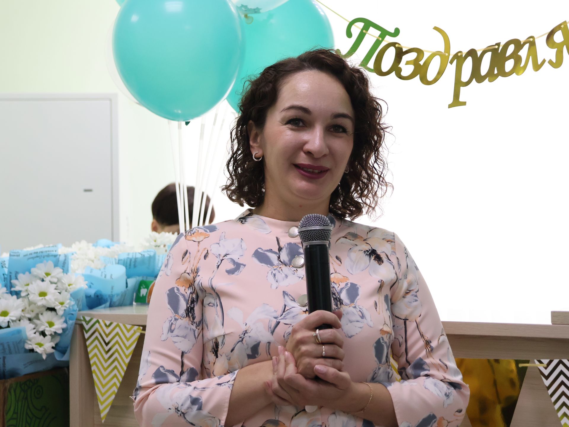 Бәйрәмегез белән: «Стоматолог» җәмгыятенең медицина хезмәткәрләрен Актаныш районы җитәкчелеге котлады