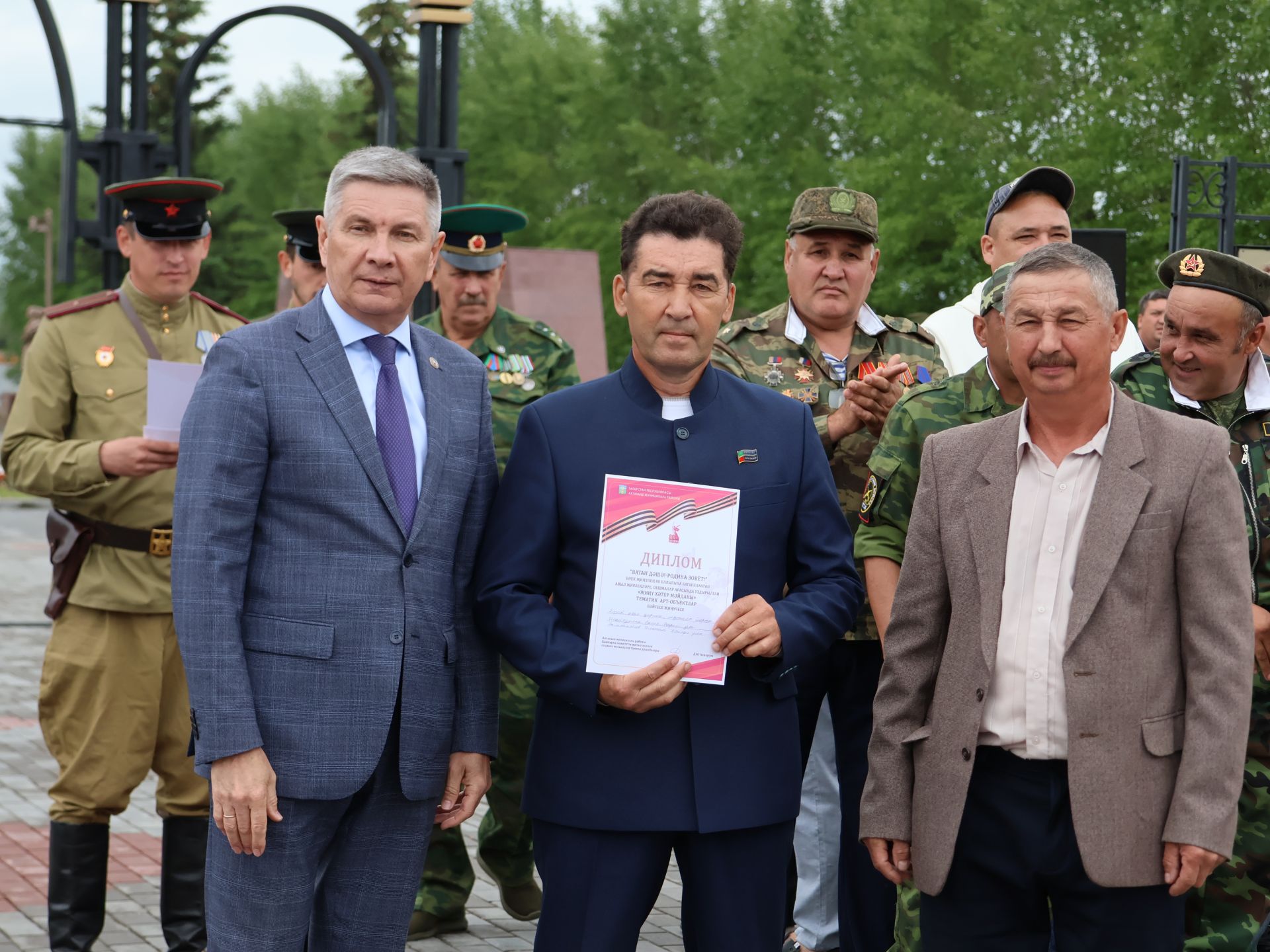 Җиңүләребез «Җиңү Байрагы»ннан килә