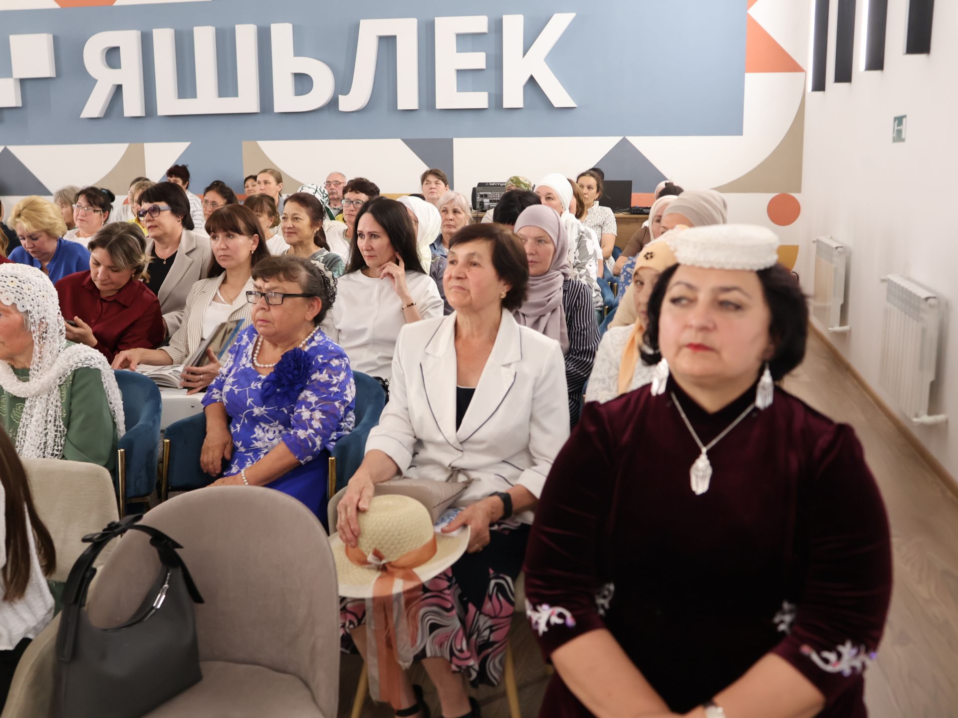 Бүген Актанышта «Казан утлары» журналы редакциясе кунакта!