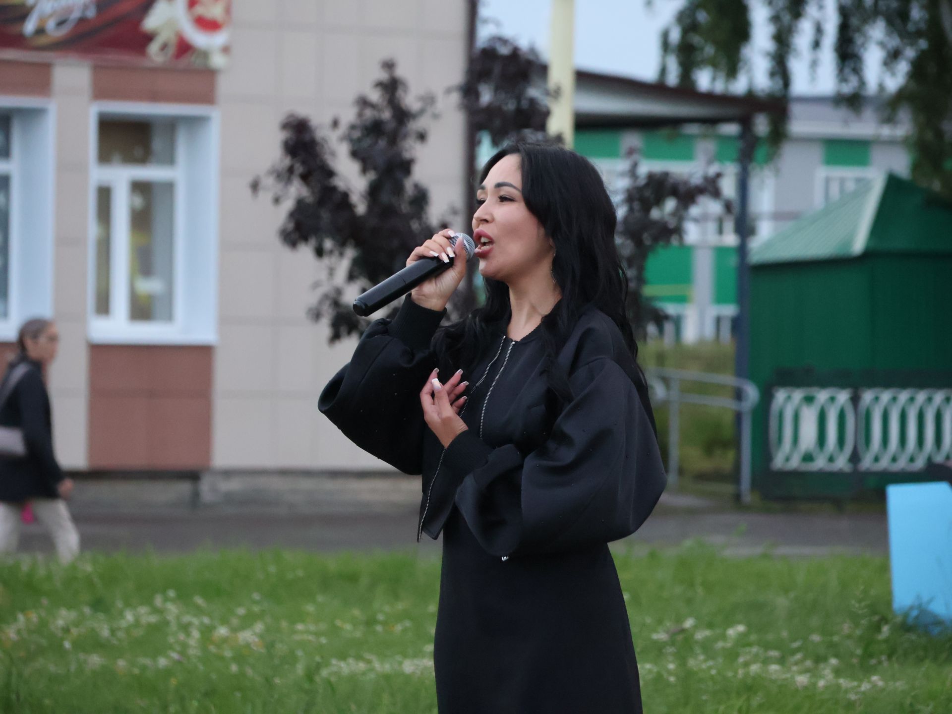 Гаилә, мәхәббәт һәм тугрылык көненә багышланган концерттан безнең репортаж