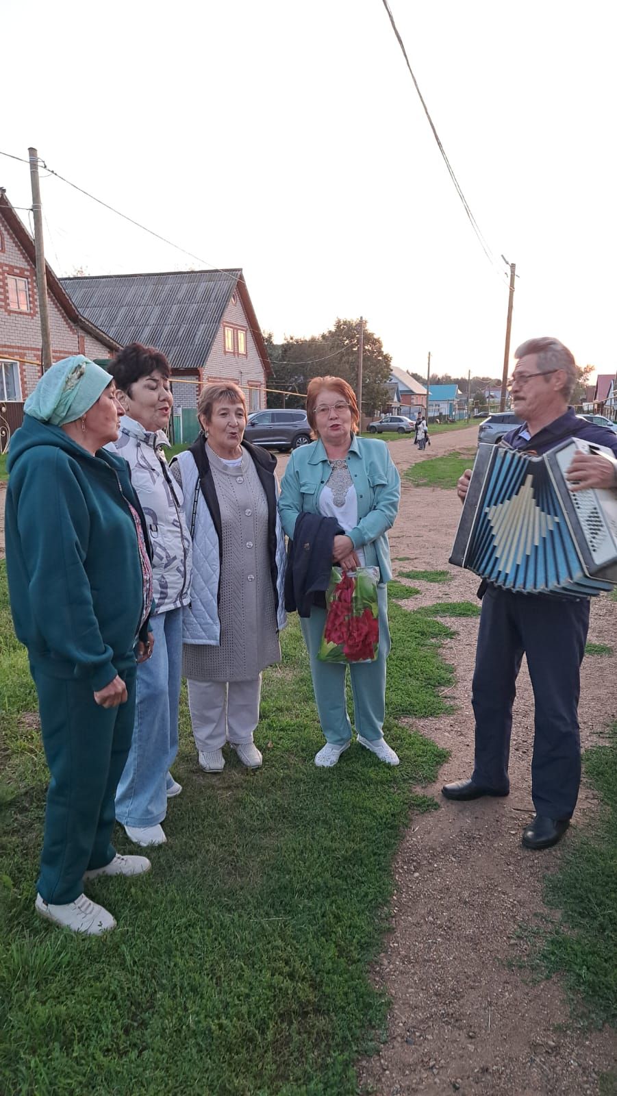 Куян авылында урам бәйрәме шатлык хисләре һәм күңел җылысы бүләк итте