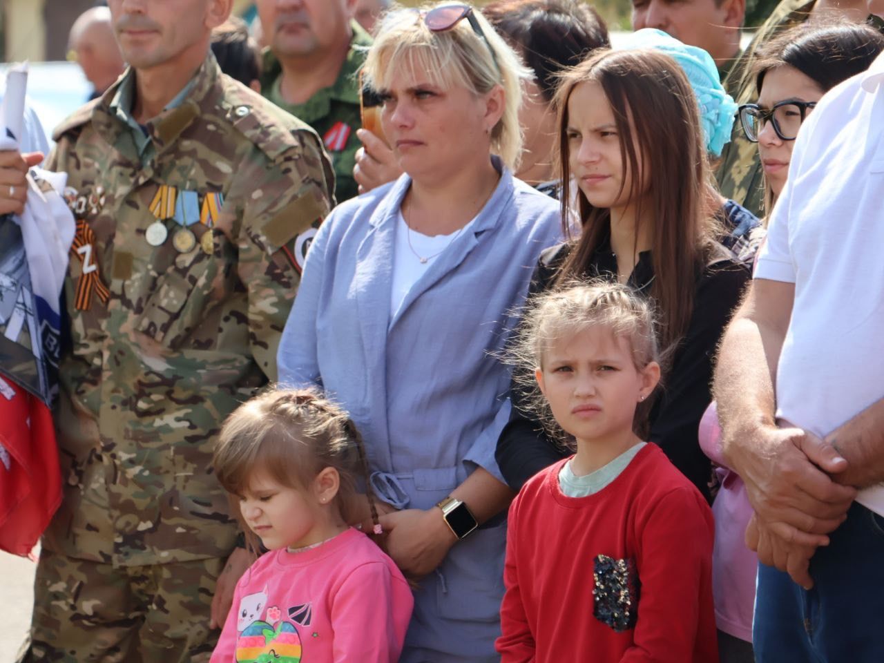 Иске Сәфәрдә СВОда һәлак булган Закир Зиннуров йортына хәтер тактасы куелды