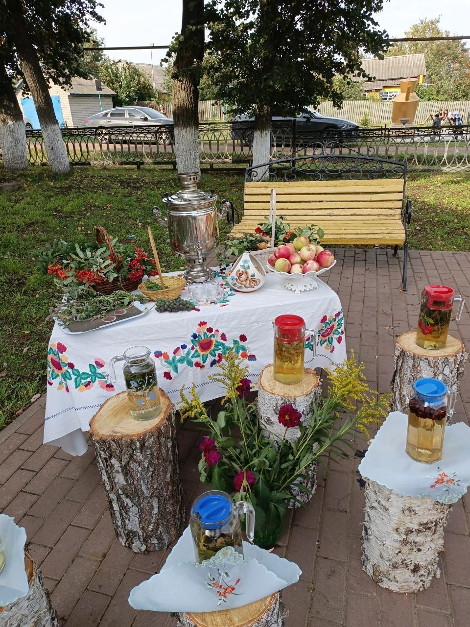 Теләкәйлеләр күренекле якташларының исемен мәңгеләштерде