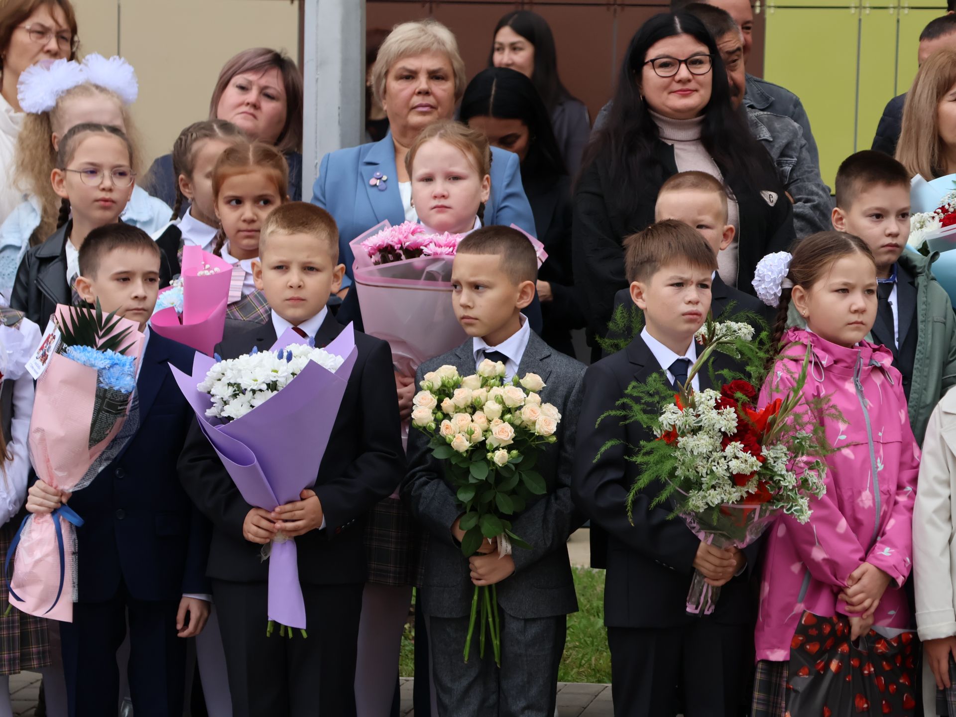 Төкле аягың белән, Белем бәйрәме!