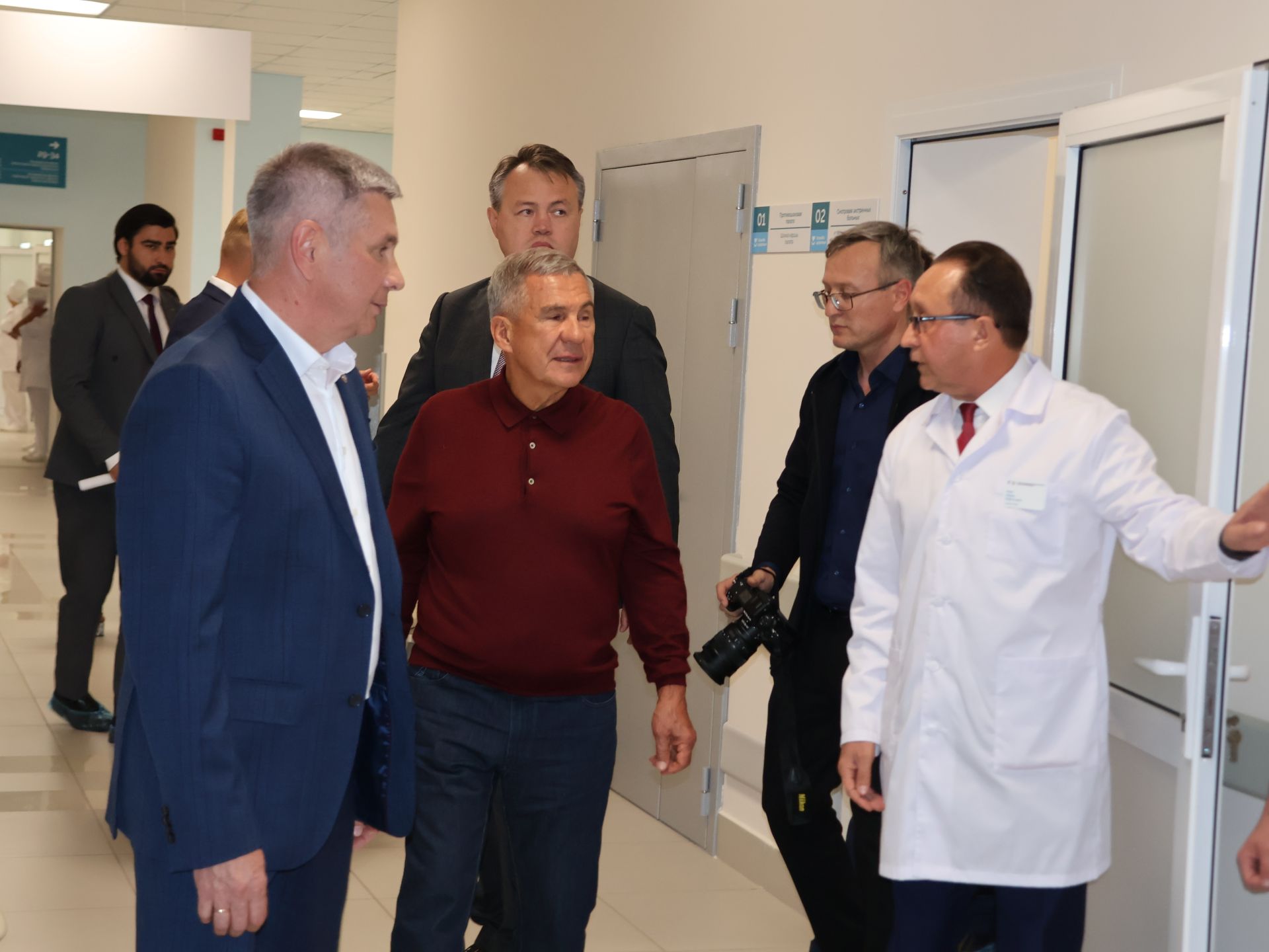Рөстәм Миңнеханов Актаныш хастаханәсенең кабул итү-диагностика бүлеген ачты