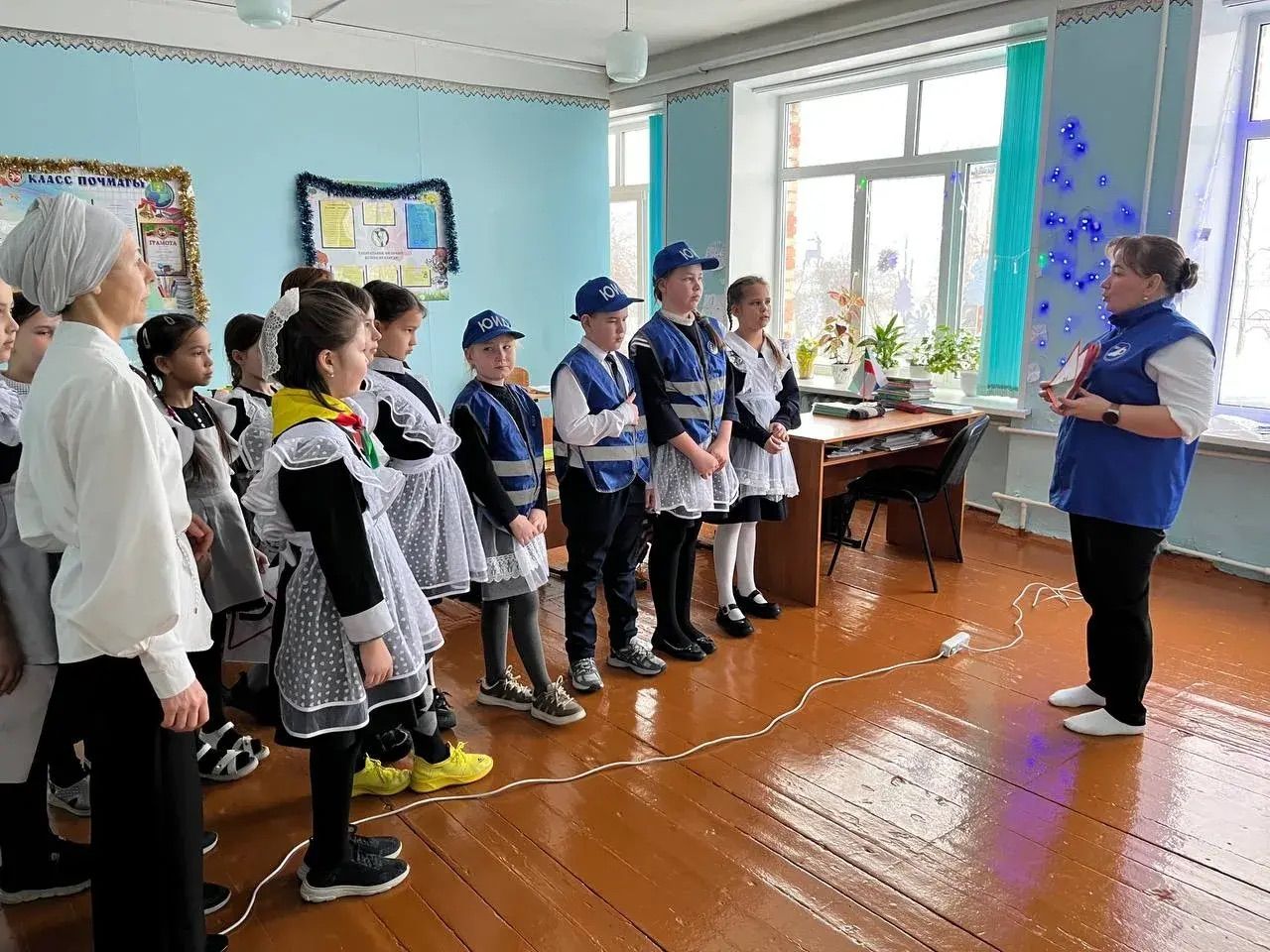 Богады мәктәбендә юл йөрү кагыйдәләрен өйрәнүгә игътибар зур!