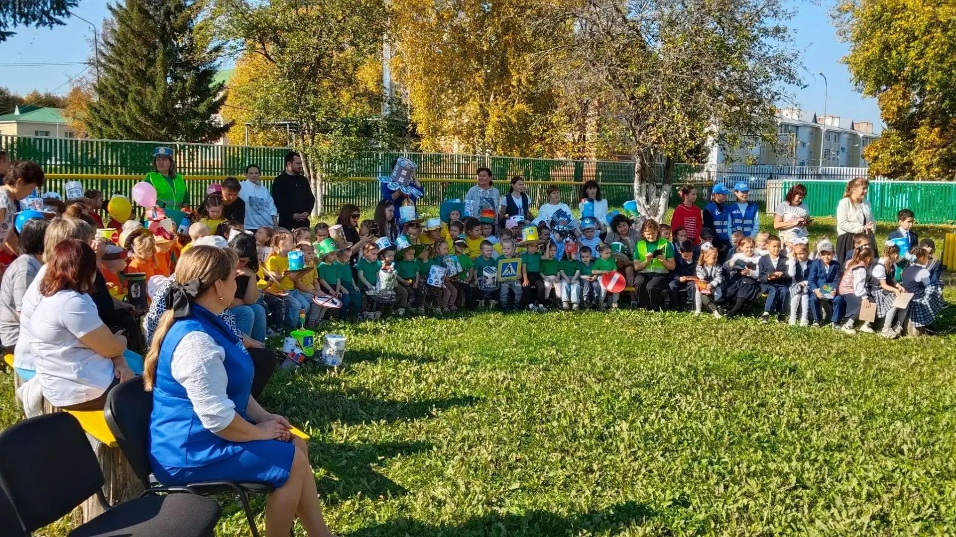 «Ромашка» балалар бакчасында үзенчәлекле эшләпәләр бәйгесе узды