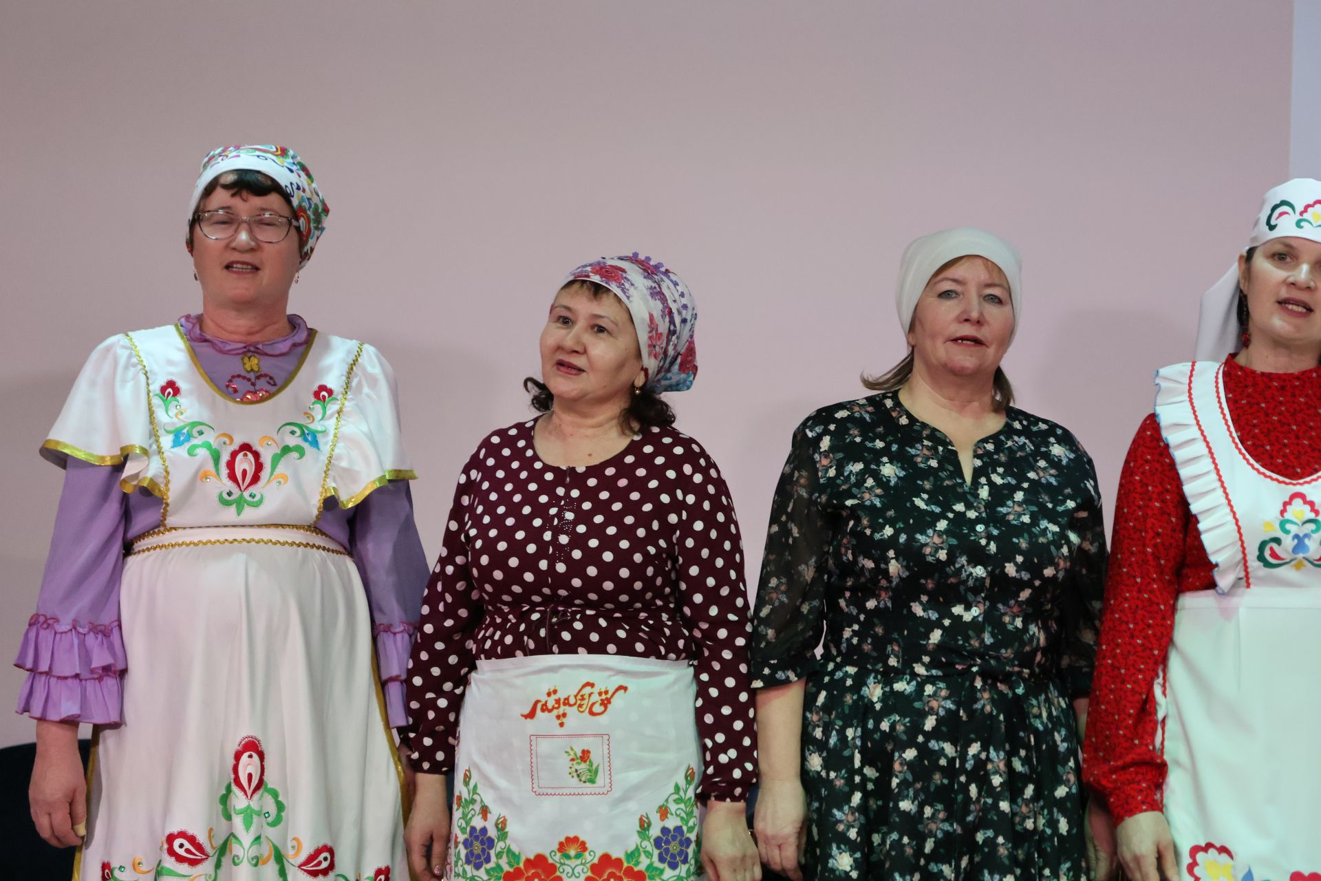 «Эхо веков в истории семьи — Тарихта без эзлебез» шәҗәрә бәйрәменнән безнең фотолар