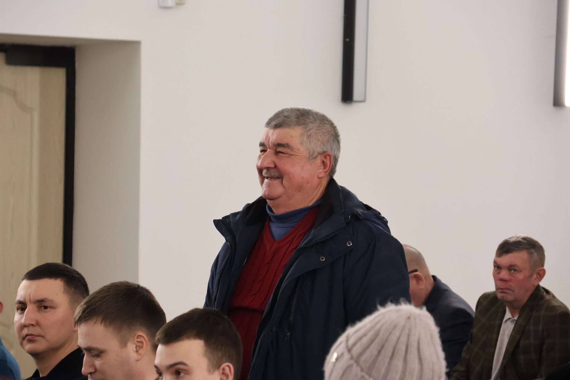 Актаныш районында «Яшьлек» яшьләр үзәгендә гражданнар җыены узды