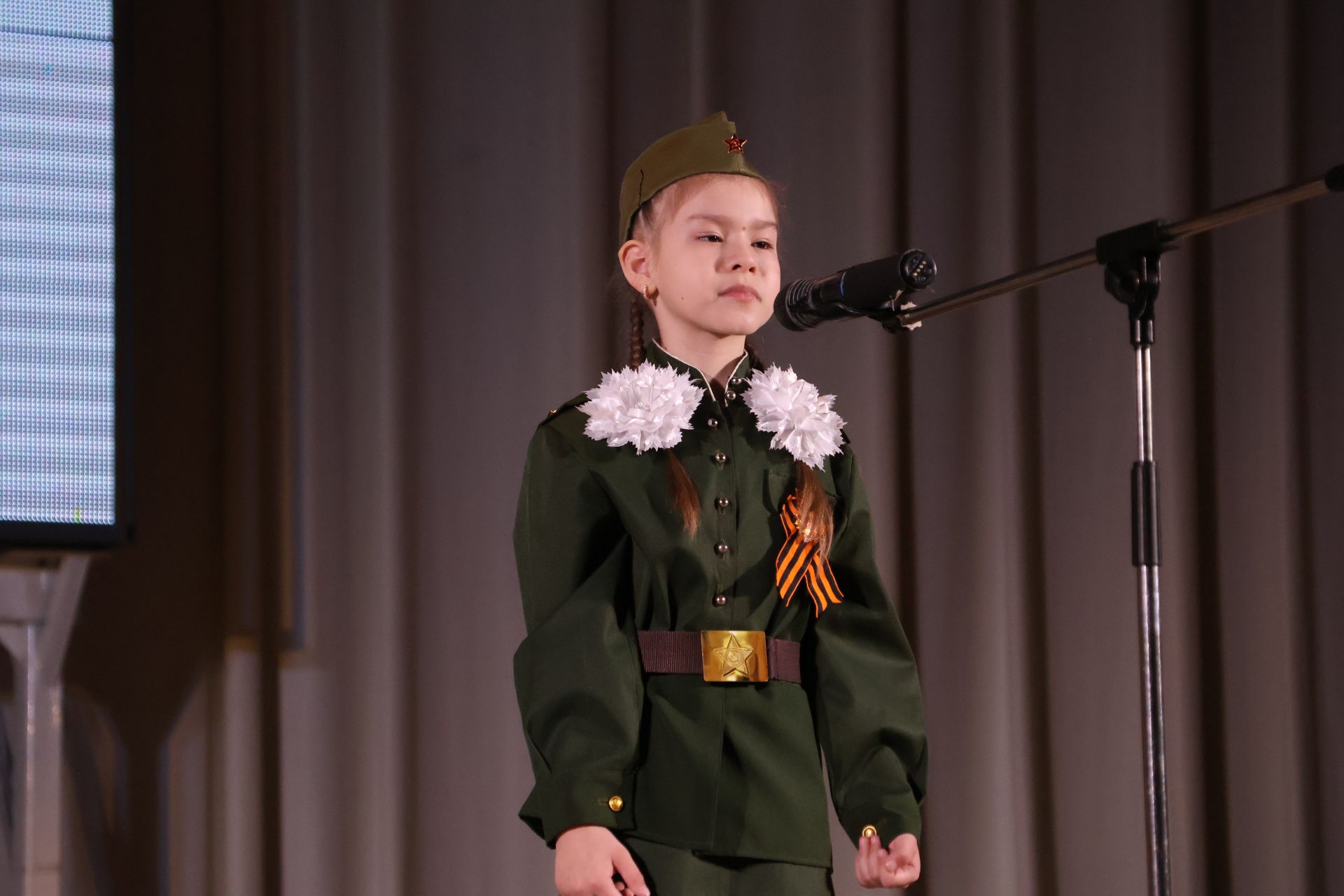 Ватанны саклаучылар көне белән!