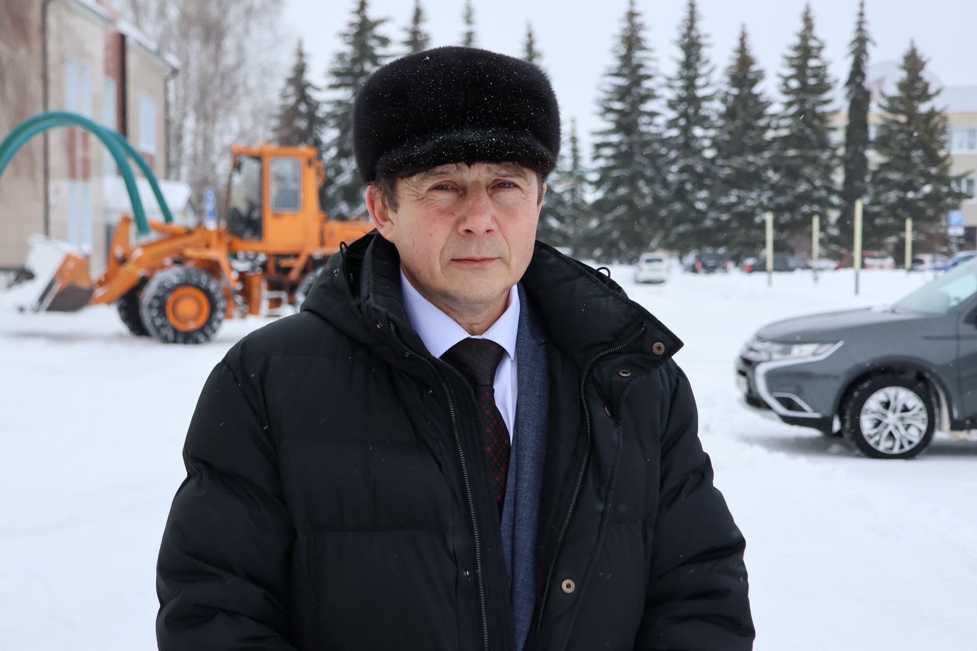 Актаныш районы башкарма комитеты җитәкчесе Илфак Бариев:  Без сезнең өчен хезмәт куябыз, берегезнең дә фикеренә битараф калмабыз!