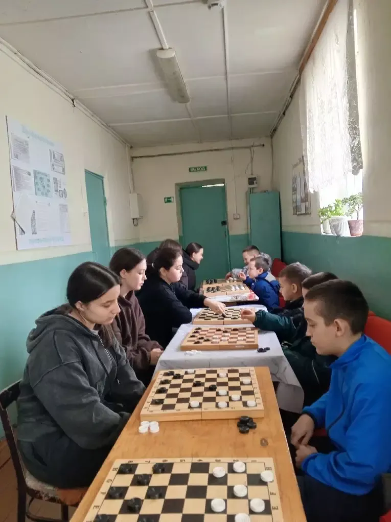 Бүген Олыимән авылында Татарстан Республикасының атказанган агрономы Фаис Фазуллин истәлегенә багышланган шахмат һәм шашка турниры узды