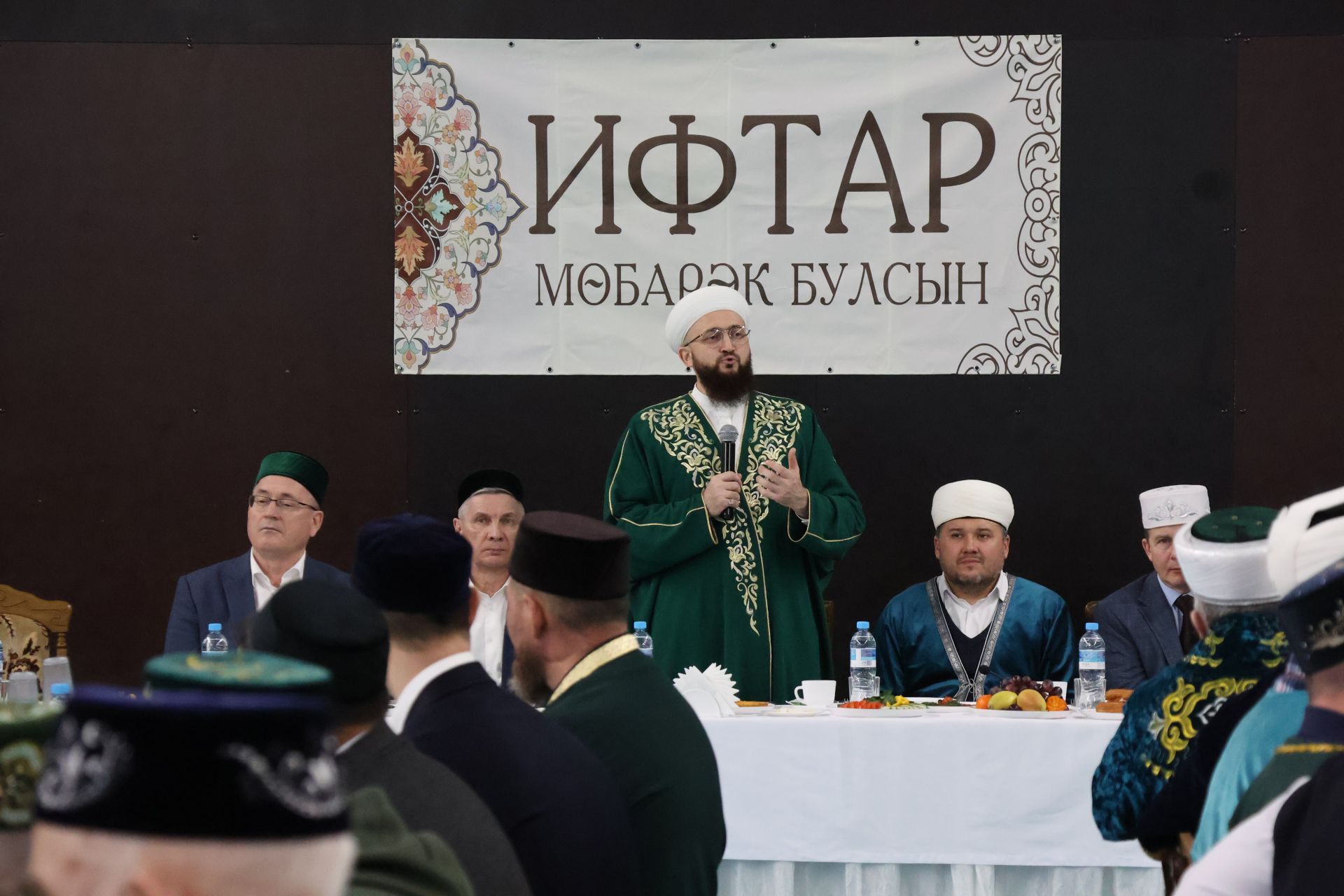 Актанышта ТР мөфтие Камил хәзрәт Сәмигуллин катнашында районкүләм ифтар узды