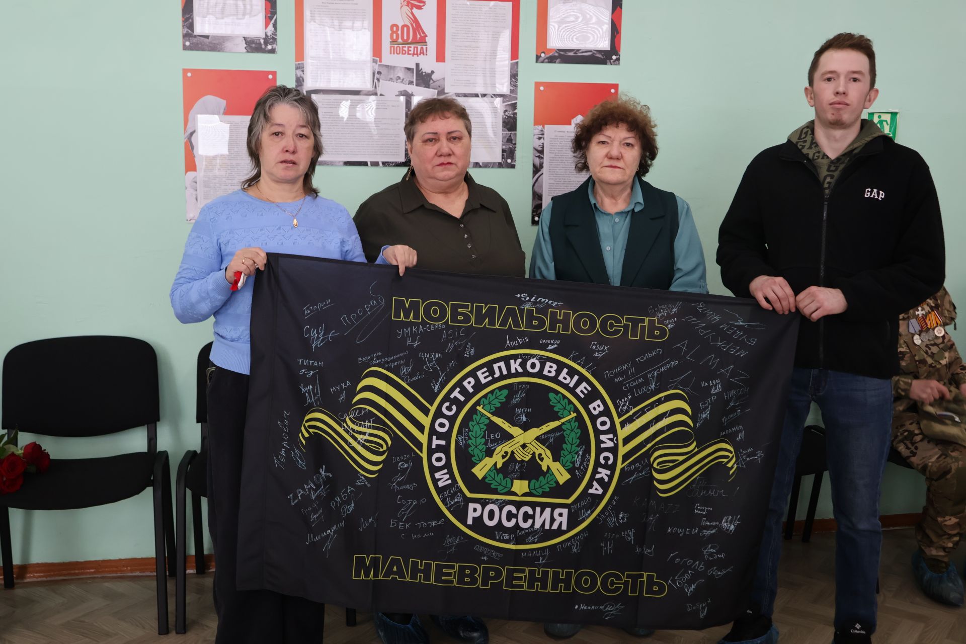 Батырлык ядкаре: Махсус хәрби операция батыры Илнар Гәрәевнең бронежилеты туган мәктәбенә кайтты