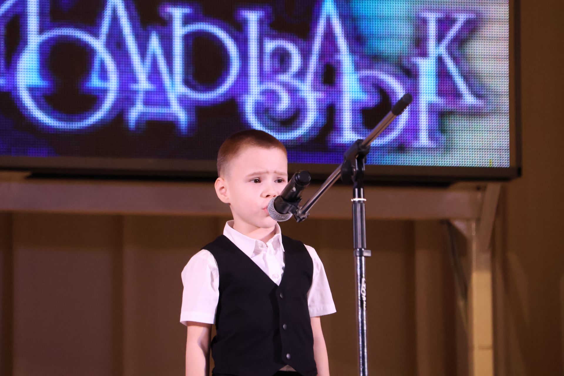 «Йолдызлык – 2026»: Балалар бакчалары гала-концертыннан безнең репортаж