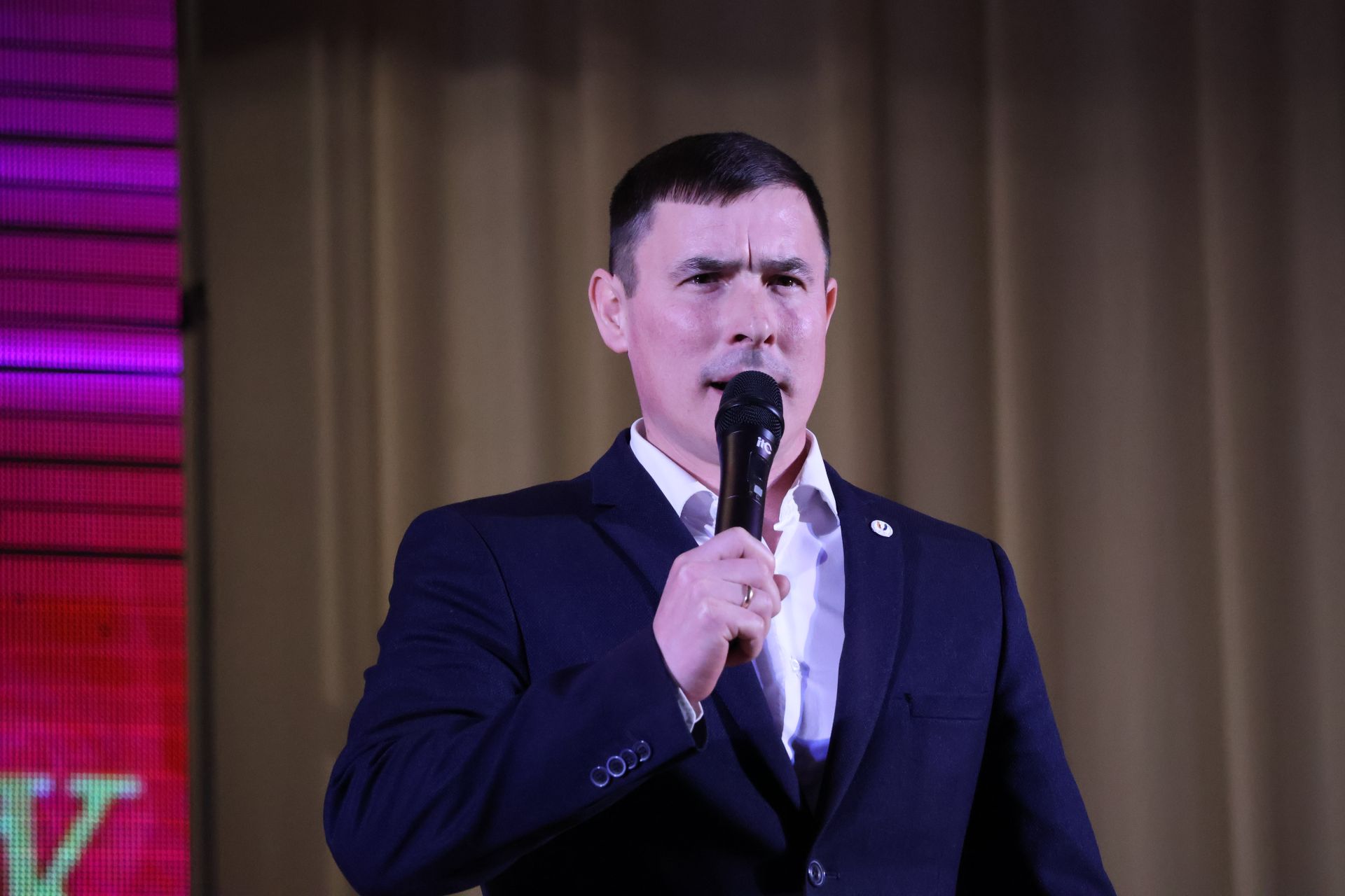 «Йолдызлык – 2026»: Балалар бакчалары гала-концертыннан безнең репортаж