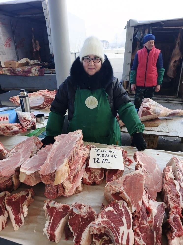 Актаныш җитештерүчеләре Чаллы халкына авыл хуҗалыгы продукциясен тәкъдим итте