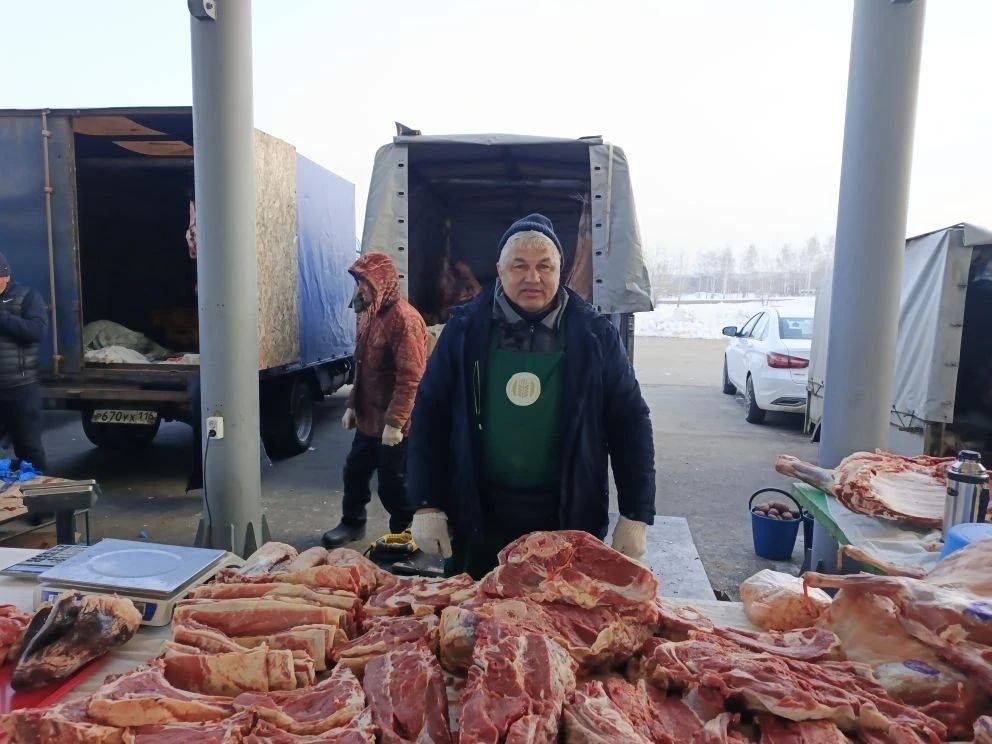 Актаныш җитештерүчеләре Чаллы халкына авыл хуҗалыгы продукциясен тәкъдим итте