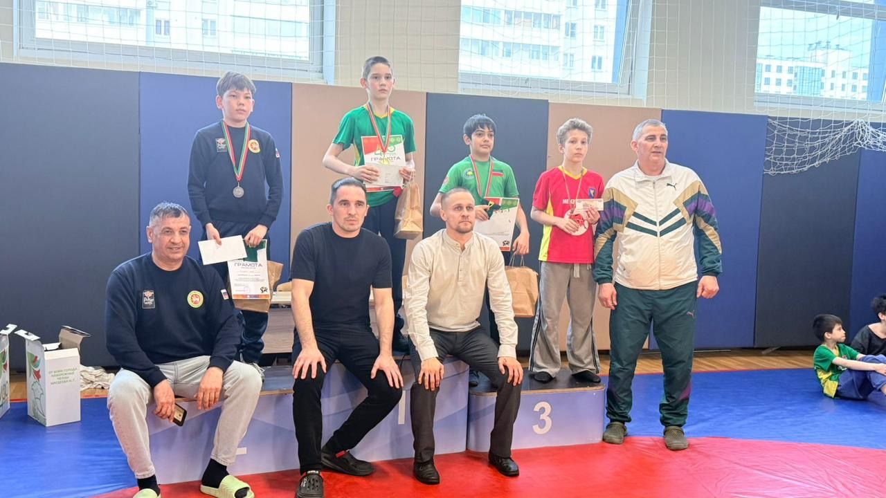 «Нур Баян» командасы Чаллының юбилеена багышланган көрәш ярышында уңышлы чыгыш ясады
