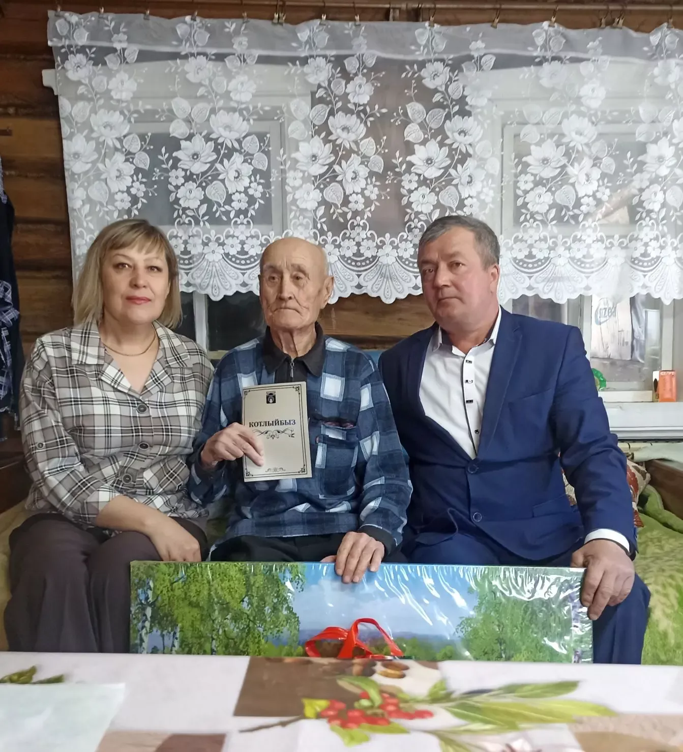 Адай авылында гомер бәйрәме: Фәнзур Флүн улы Флүновка — 90 яшь
