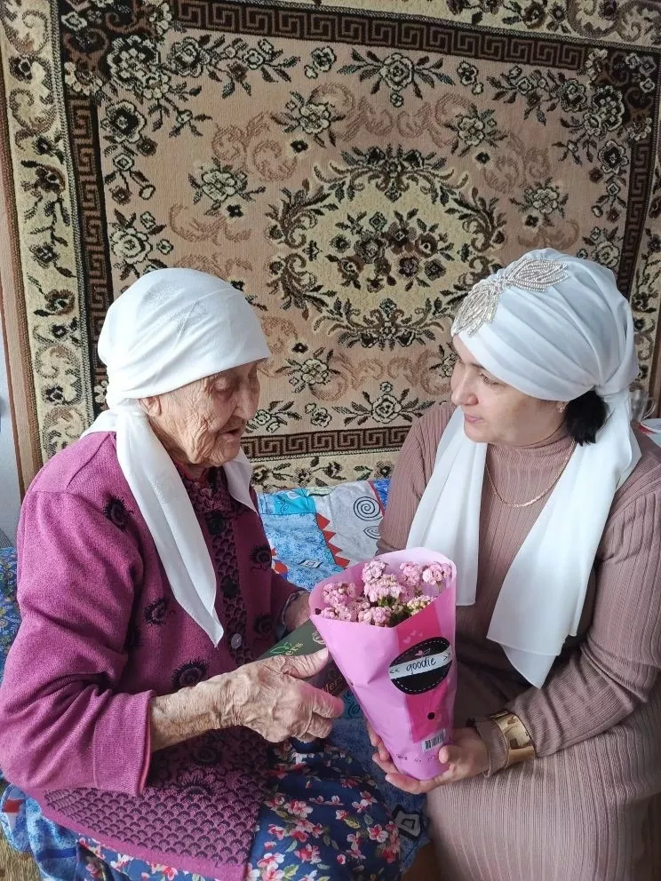 Эшмәкәр Ализа Хурамшина яшьләрне өлкән буынга ярдәм итүгә өнди