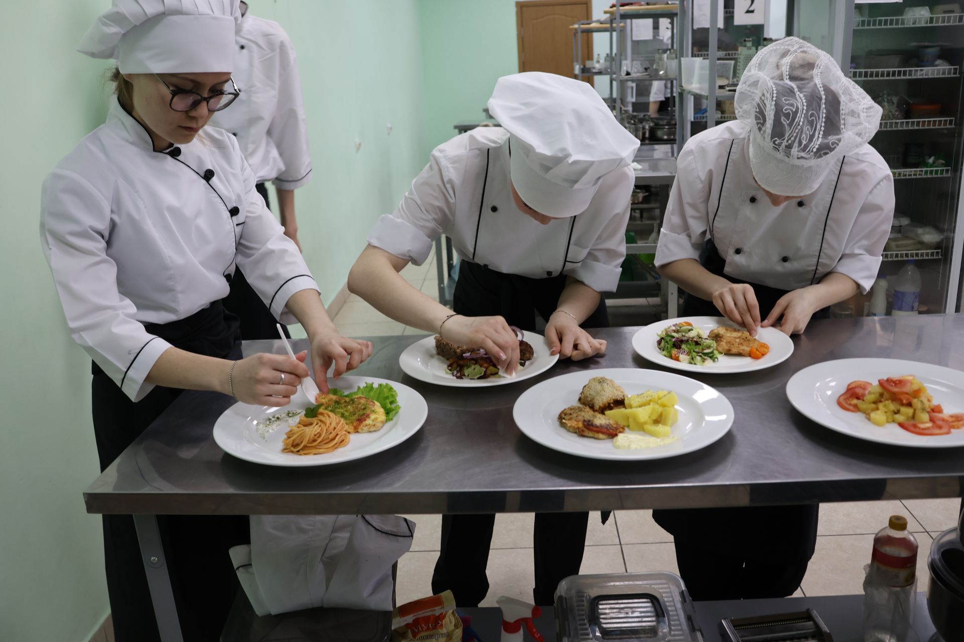 Актаныш технология техникумында «Үз һөнәренең осталары» конкурсы уза