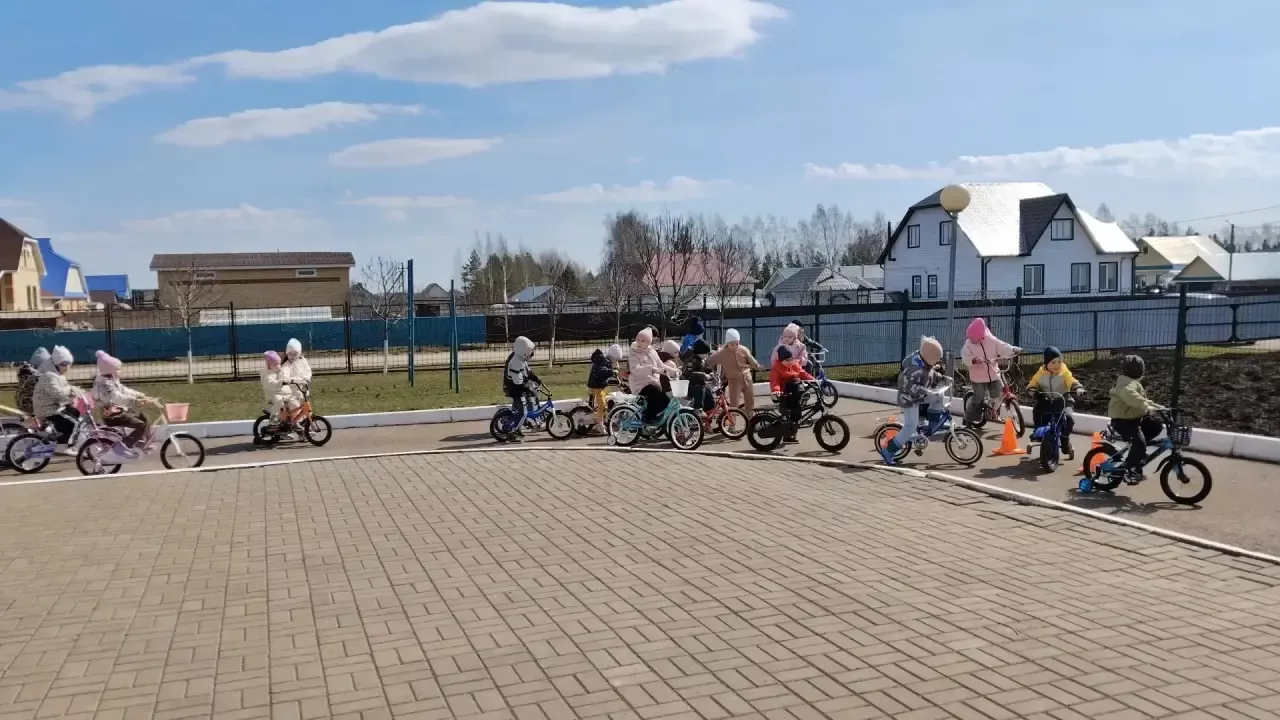 Сәламәт буласың килсә – педальләрне әйләндер!