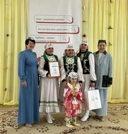 Әхмәтовлар гаиләсе — республикакүләм фестиваль призёры