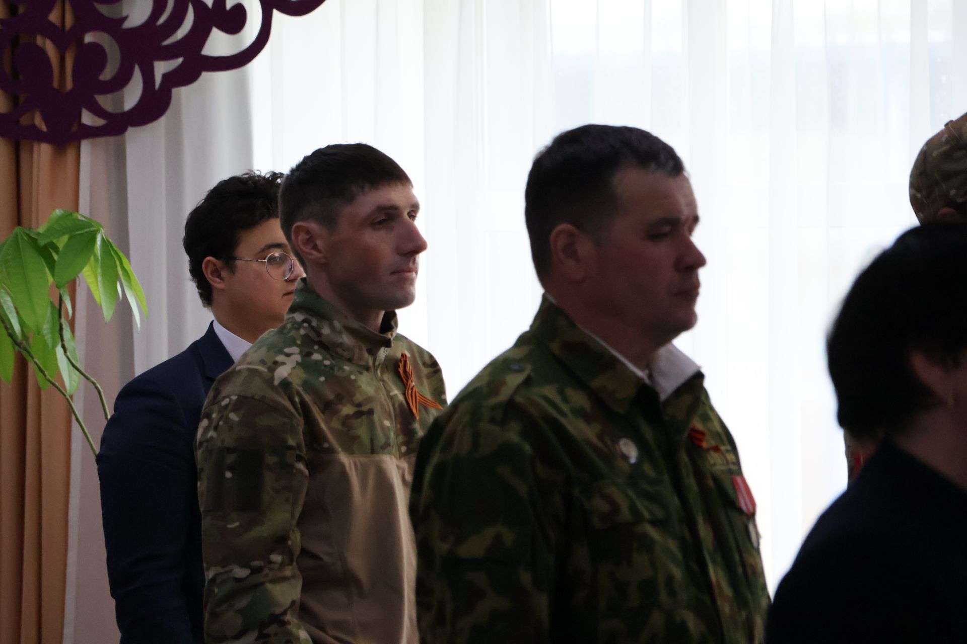 Актаныш технология техникумында узган «Җиңү диктанты» акциясе студентларны, укытучыларны һәм кунакларны бер мәйданга җыйды