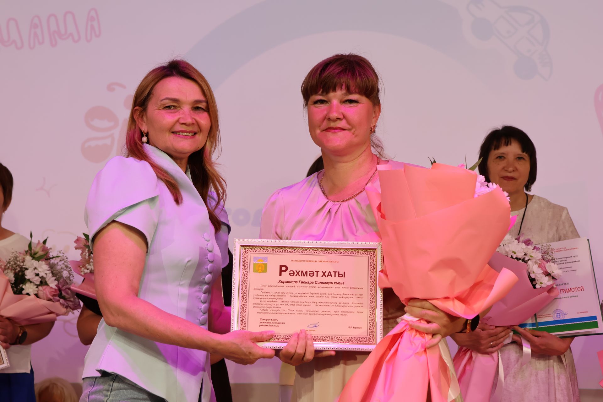 Тәрбиячеләр- фантазиягә бай, балалар күңеленә юл таба белүче кешеләр!