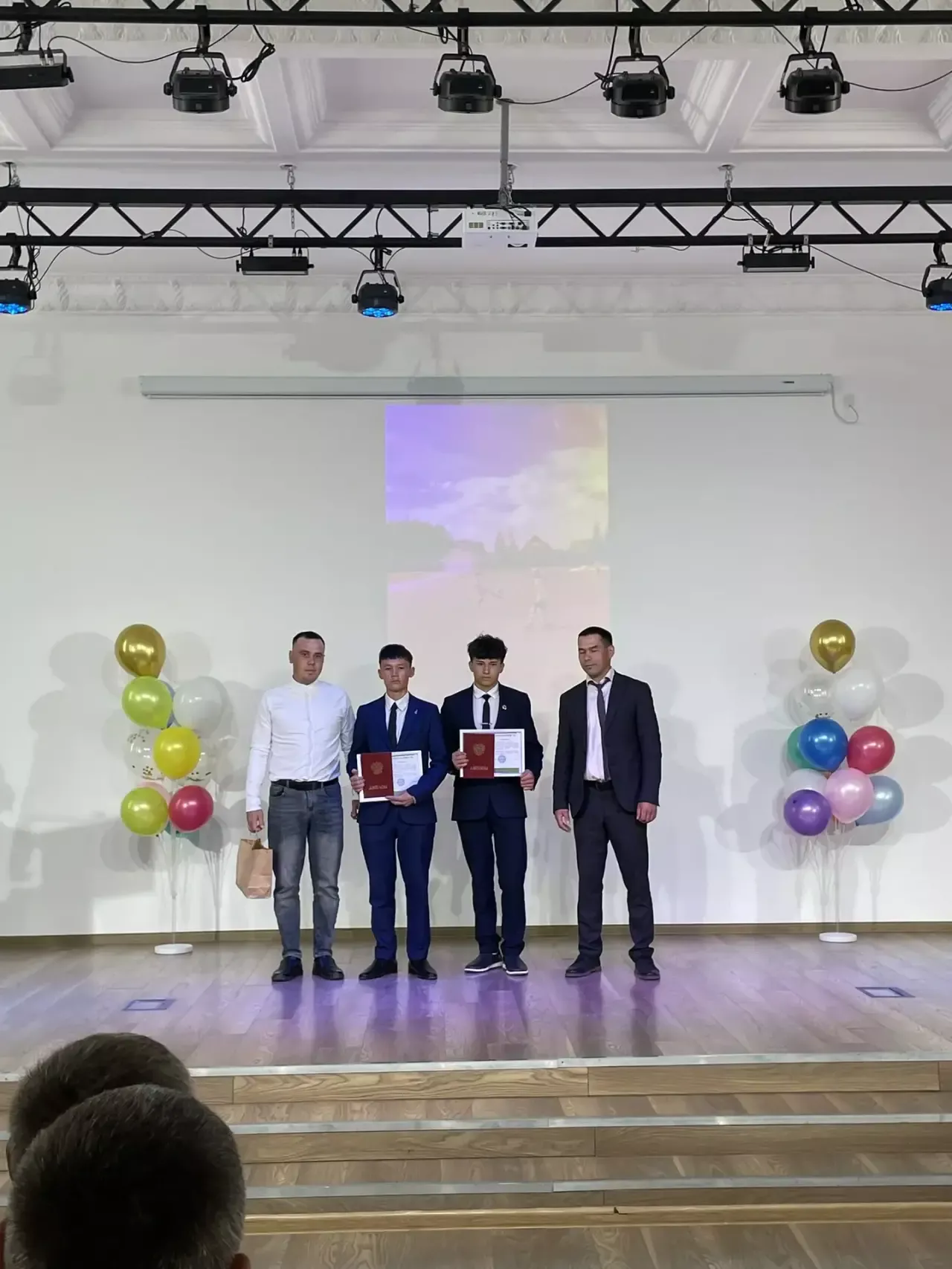 «Батыр» балалар һәм яшүсмерләр спорт мәктәбе чыгарылыш кичәсе уздырды