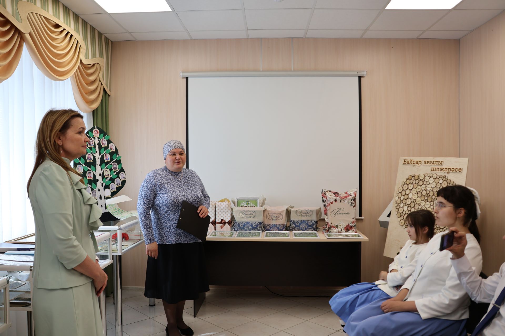 Актанышның нәсел тамырларын барлап: «Минем шәҗәрәм» бәйгесе җиңүчеләрен бүләкләделәр