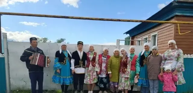 Бүләктән Сабантуйга бүләк!