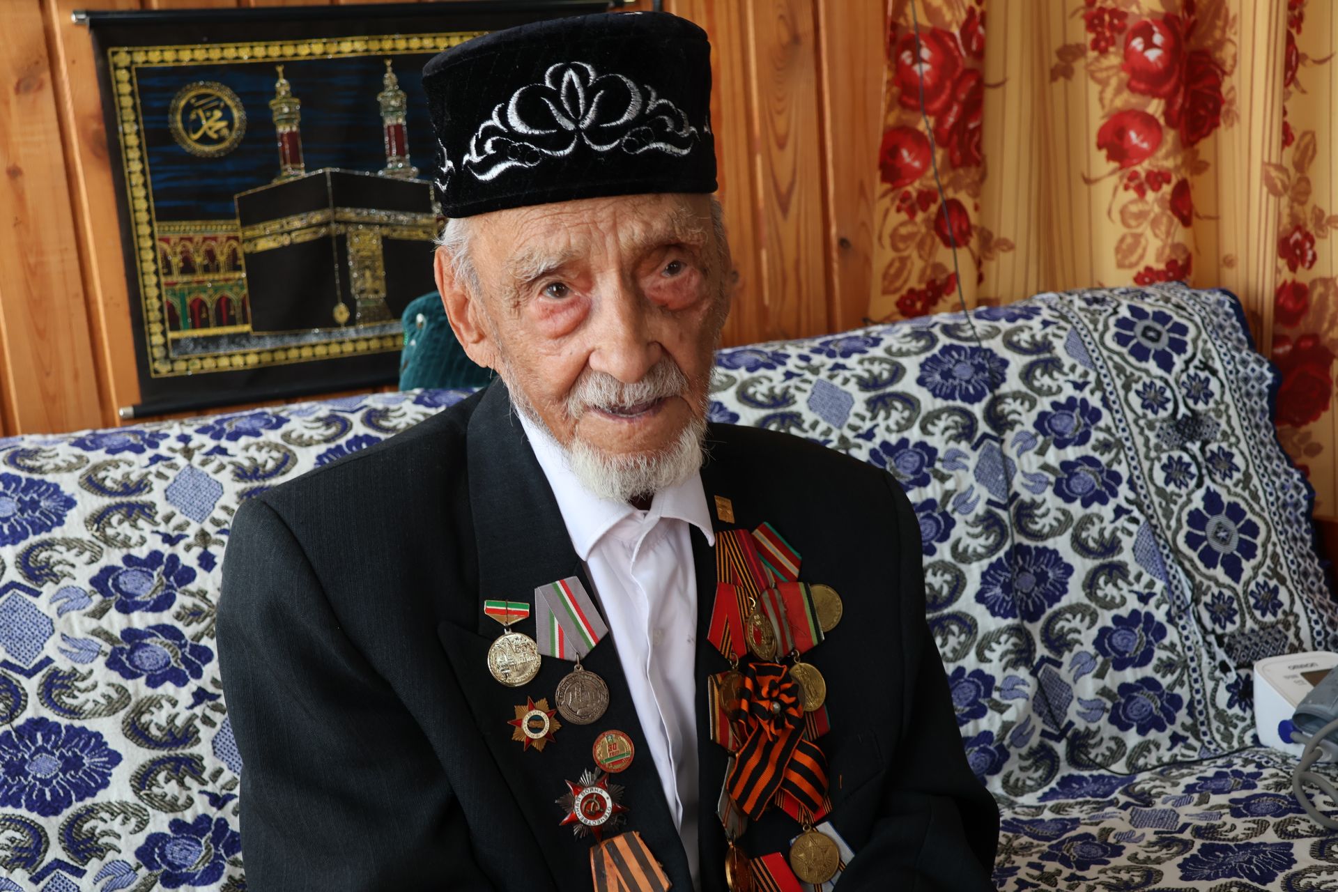 Бөек Ватан сугышы ветераны Тәфкил Вәлиев турында: Йөзьяшәр бабай «Табәрәк», «Ясин» сүрәләрен хәзер дә яттан укый