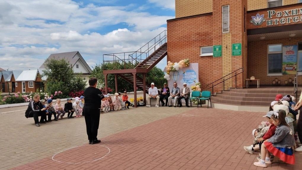 Бабайлар һәм оныклар бергә: «Умырзая»да күңелле бәйрәм узды