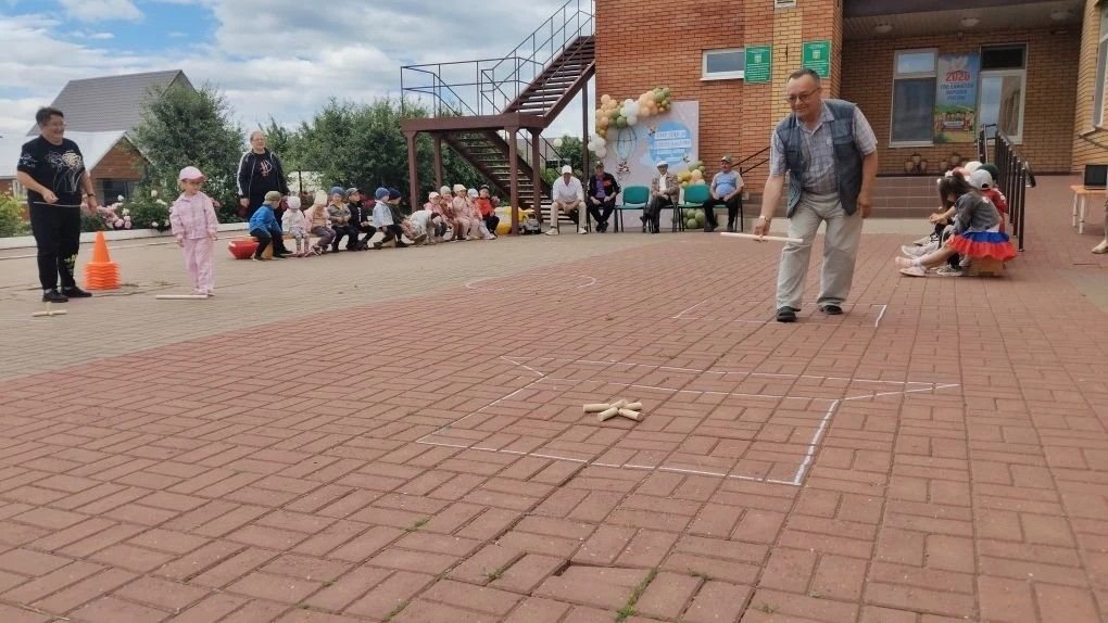 Бабайлар һәм оныклар бергә: «Умырзая»да күңелле бәйрәм узды