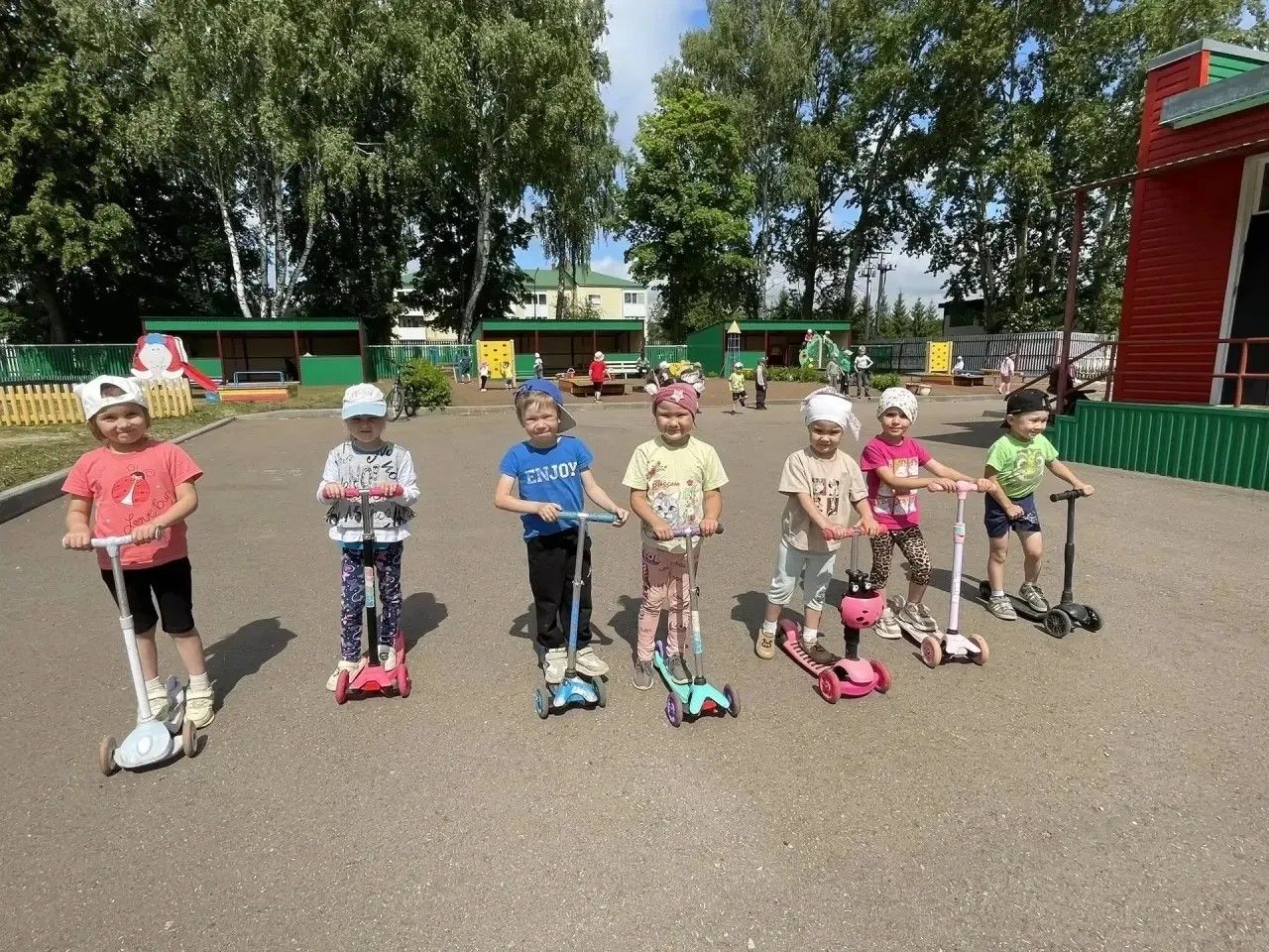 Велосипед көнендә балалар иминлек кагыйдәләрен искә төшерде