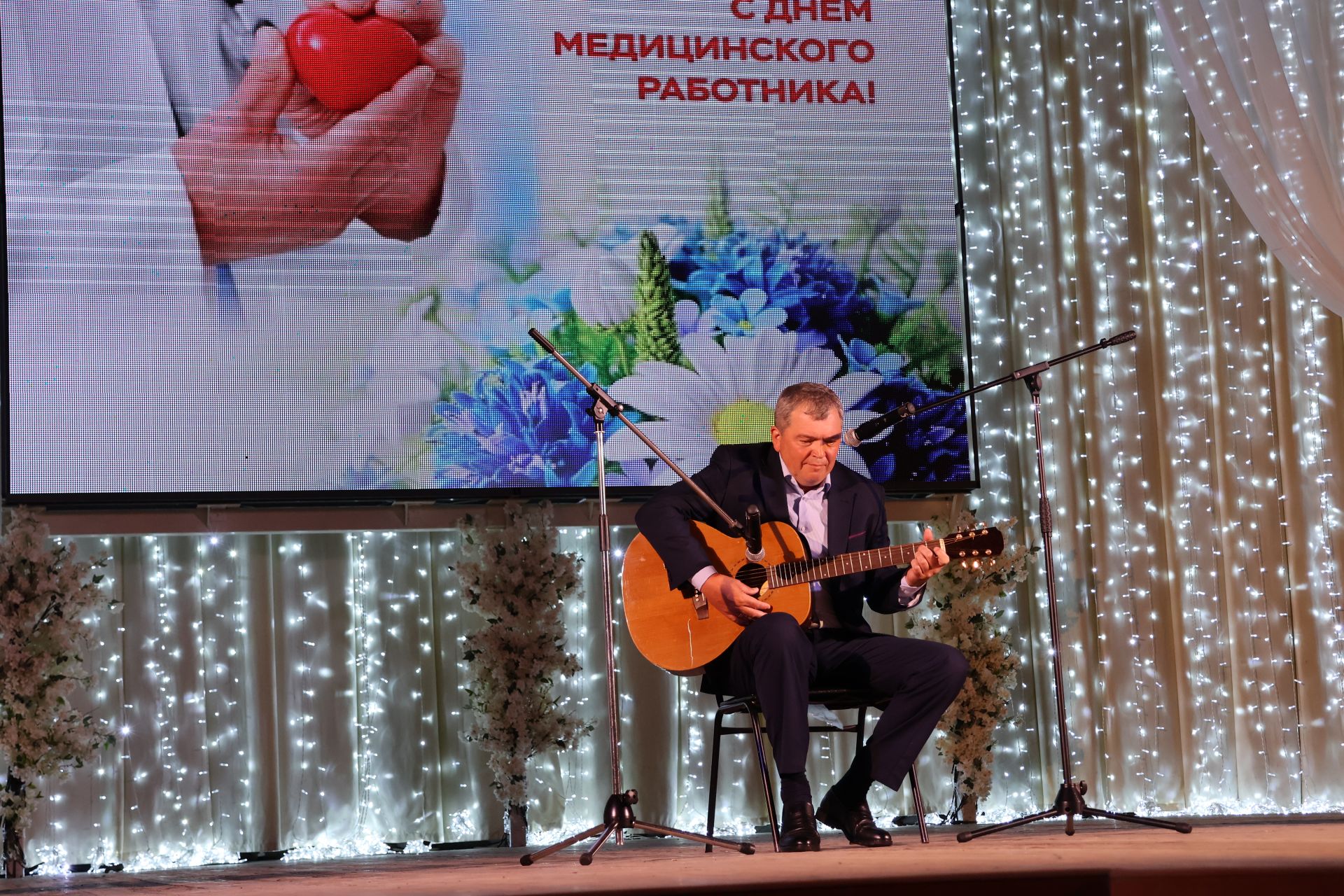 «Ак чәчәкләр» конкурсының «Иң яхшы урта буын медицина хезмәткәре» — Динария Гәрәева