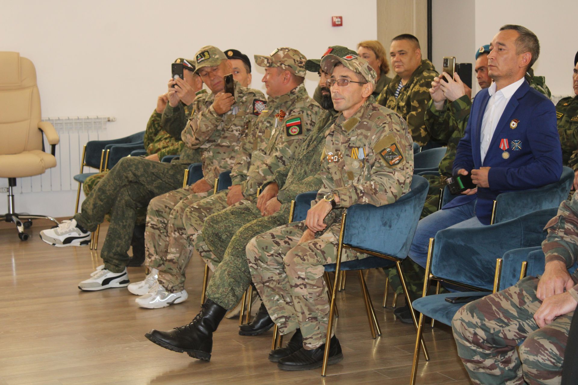 Хәтер исән чакта каһарманнар да исән: Актанышта Хәрби хәрәкәтләр ветераннары көне узды