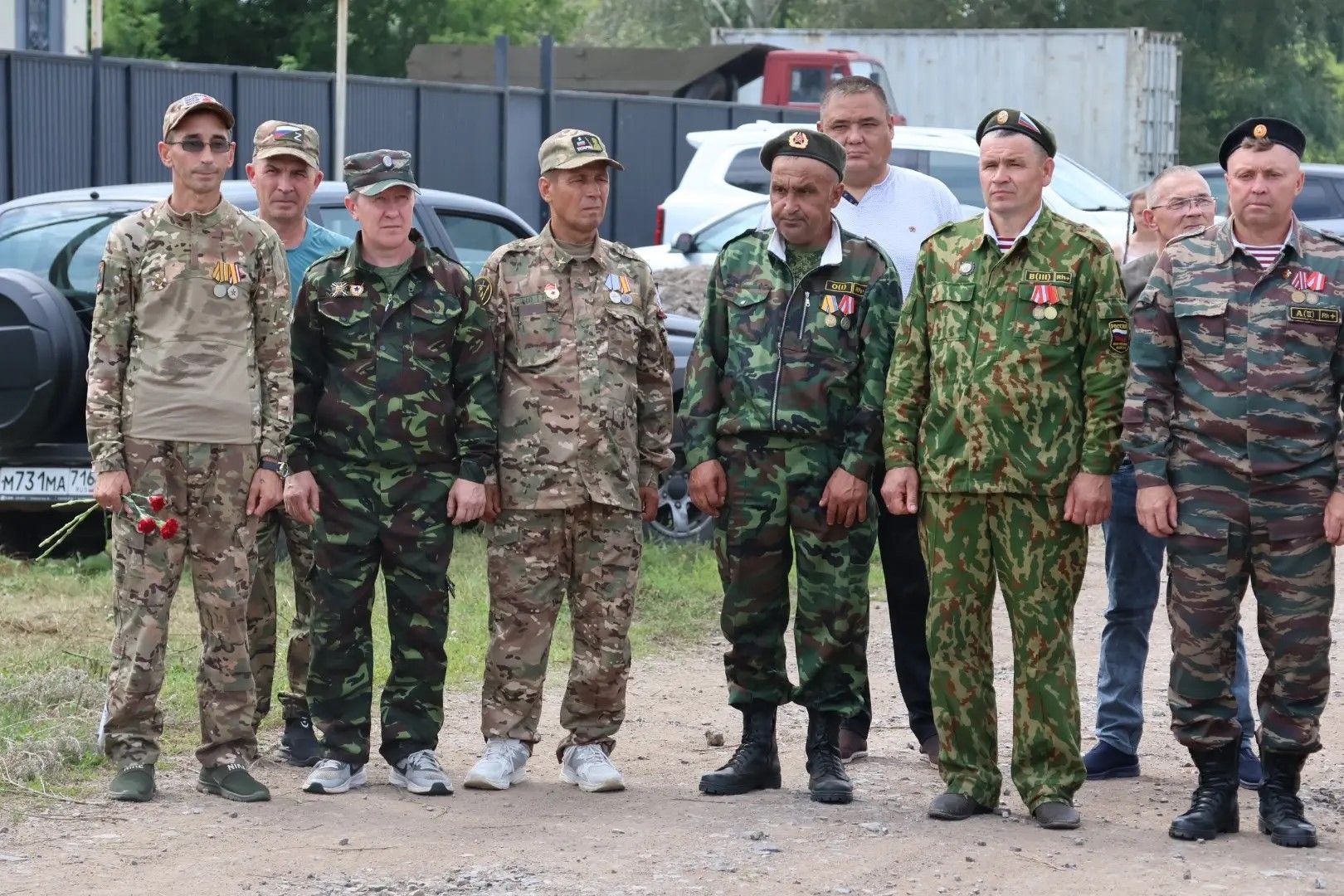 Богады авылында махсус хәрби операциядә һәлак булган Илфак Габидуллин истәлегенә хәтер тактасы ачылды