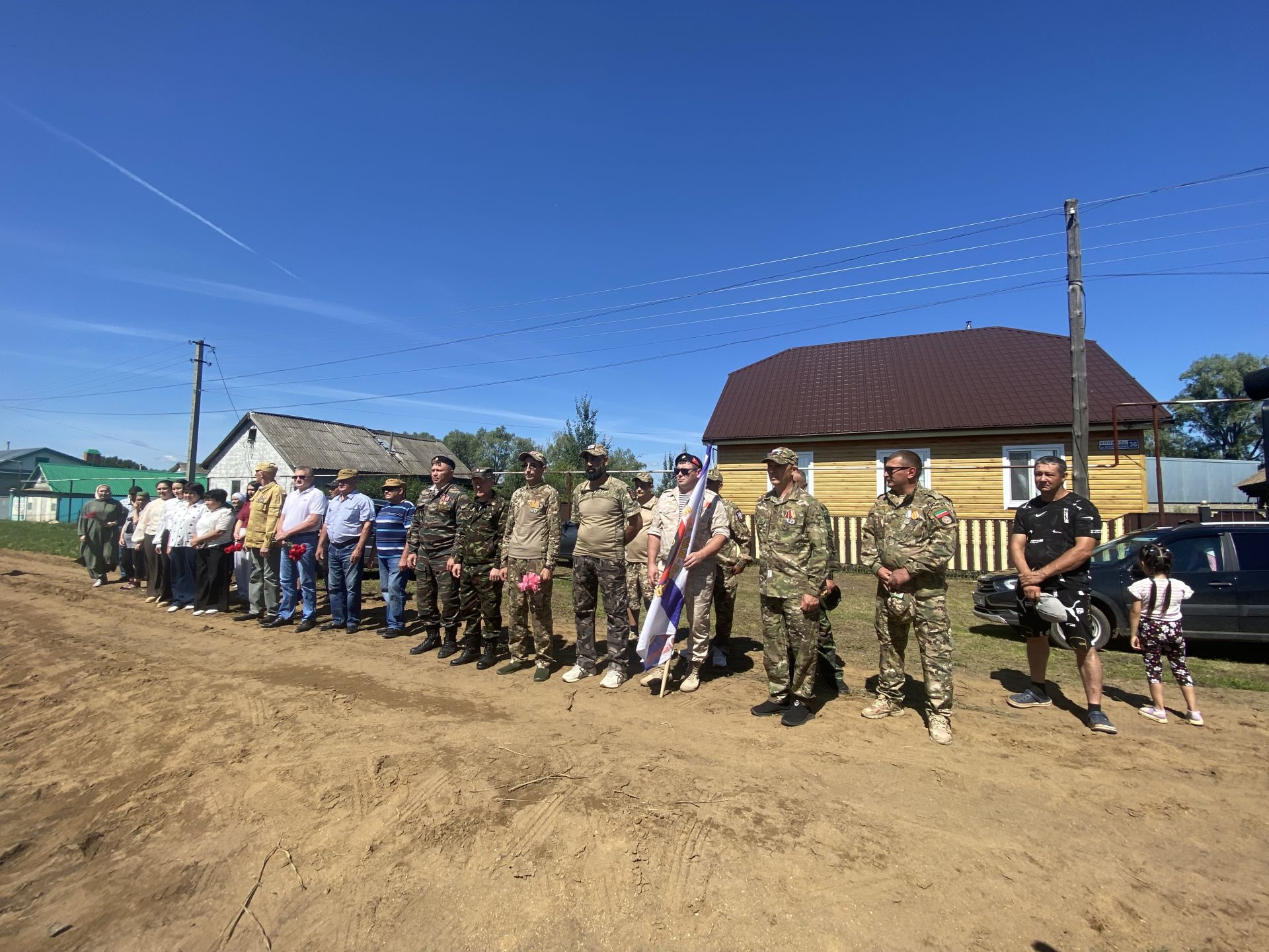 Батырлар онытылмый: МХОда батырларча һәлак булган якташыбыз Алмаз Янгиров истәлеге мәңгеләштерелде