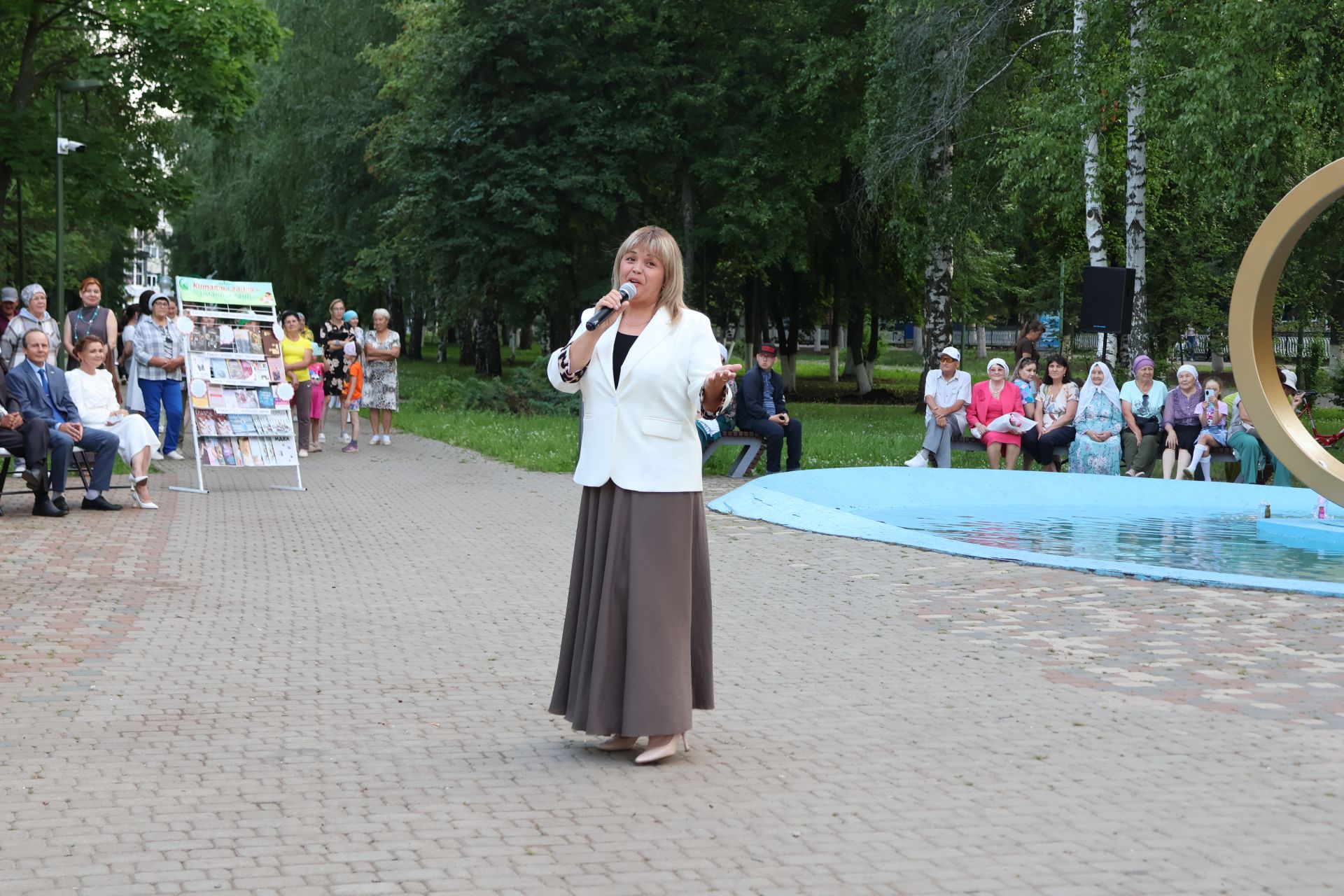 Актанышта Мәхәббәт һәм тугрылык көне: 12 үрнәк гаилә алтын, зөбәрҗәт һәм бриллиант туйларын билгеләп үтте