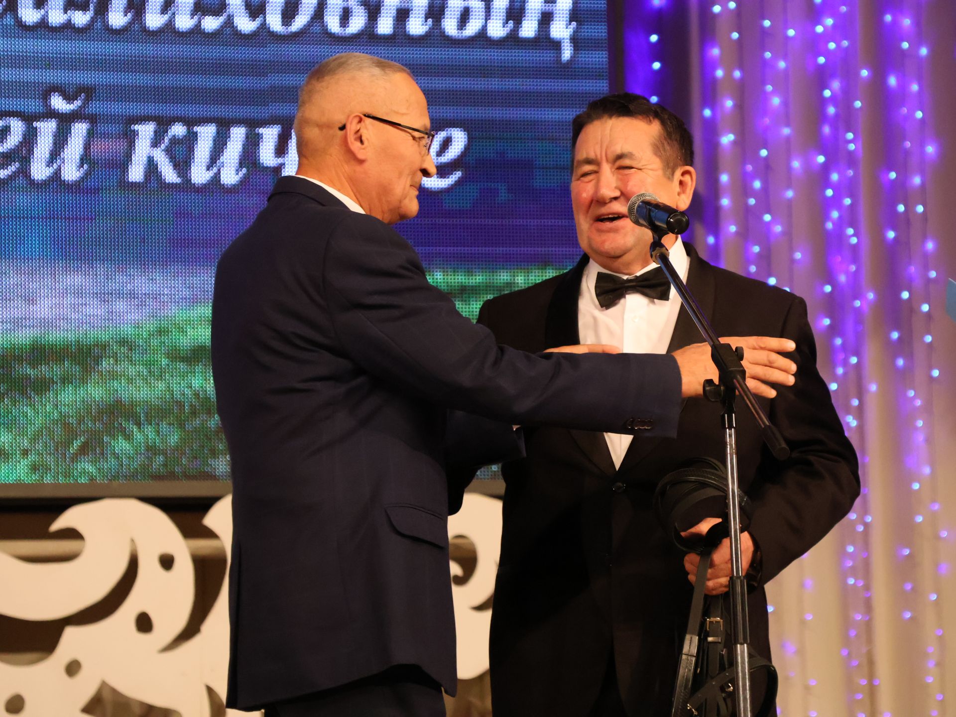 Танылган әдип, күренекле якташыбыз Данил Салиховның иҗат кичәсе шаулап-гөрләп үтте